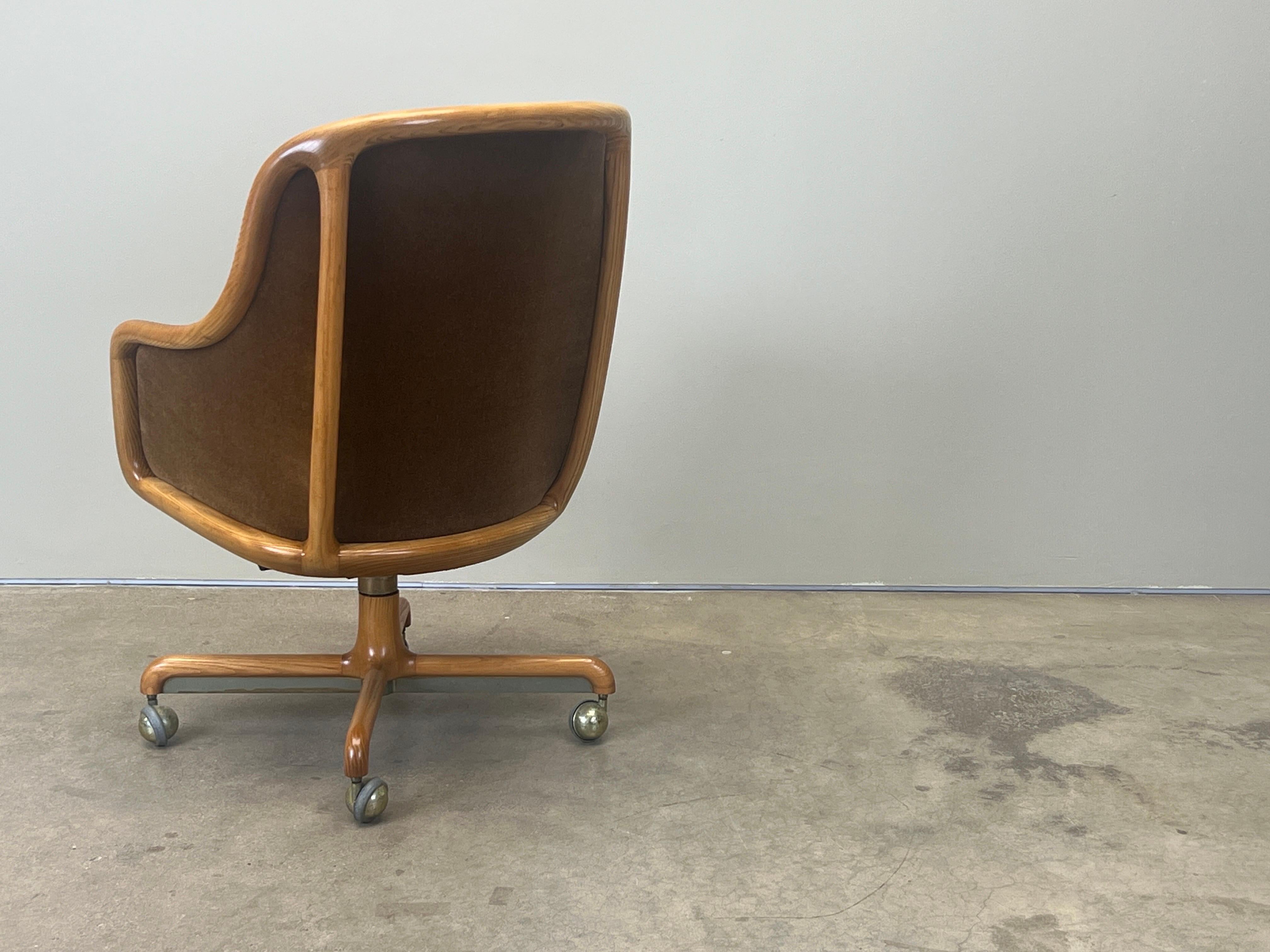 Desk Chair by Ward Bennett In Good Condition For Sale In Dallas, TX