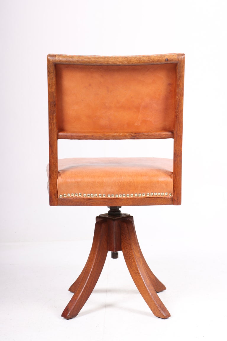 Desk Chair in Patinated Leather and Oak by Danish Cabinetmaker Frits Henningsen For Sale 1