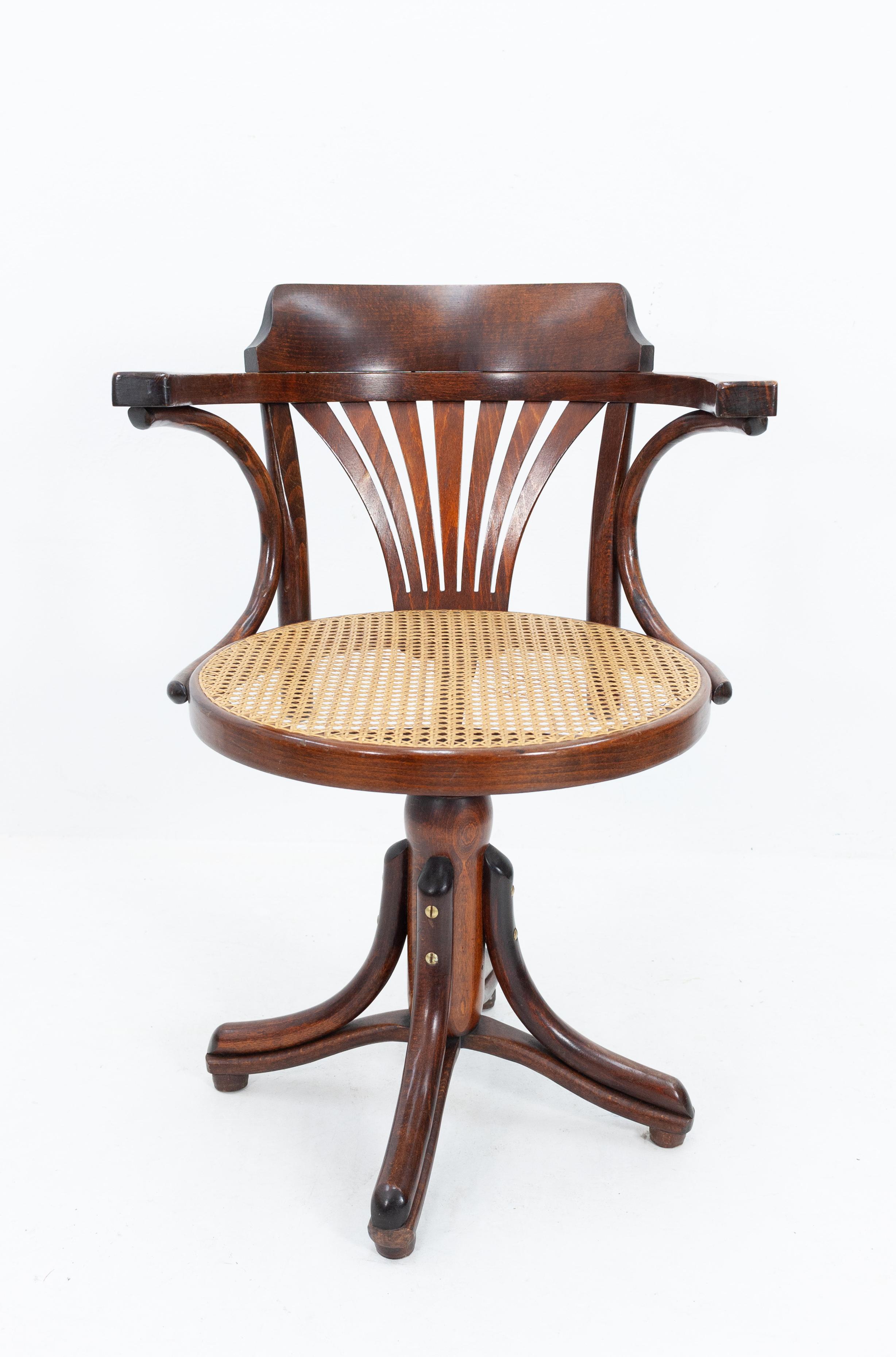 Czech Desk Chair Ligna Thonet