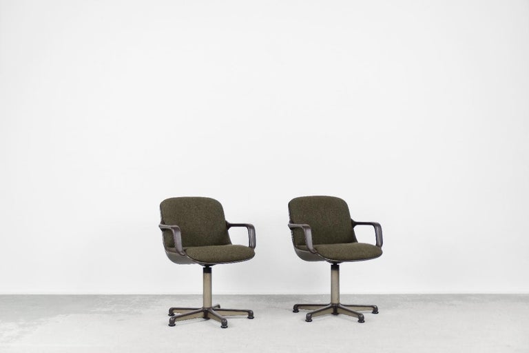German Pair of Vintage Mid-century Fabric Desk Chairs by Charles Pollock for Comforto For Sale