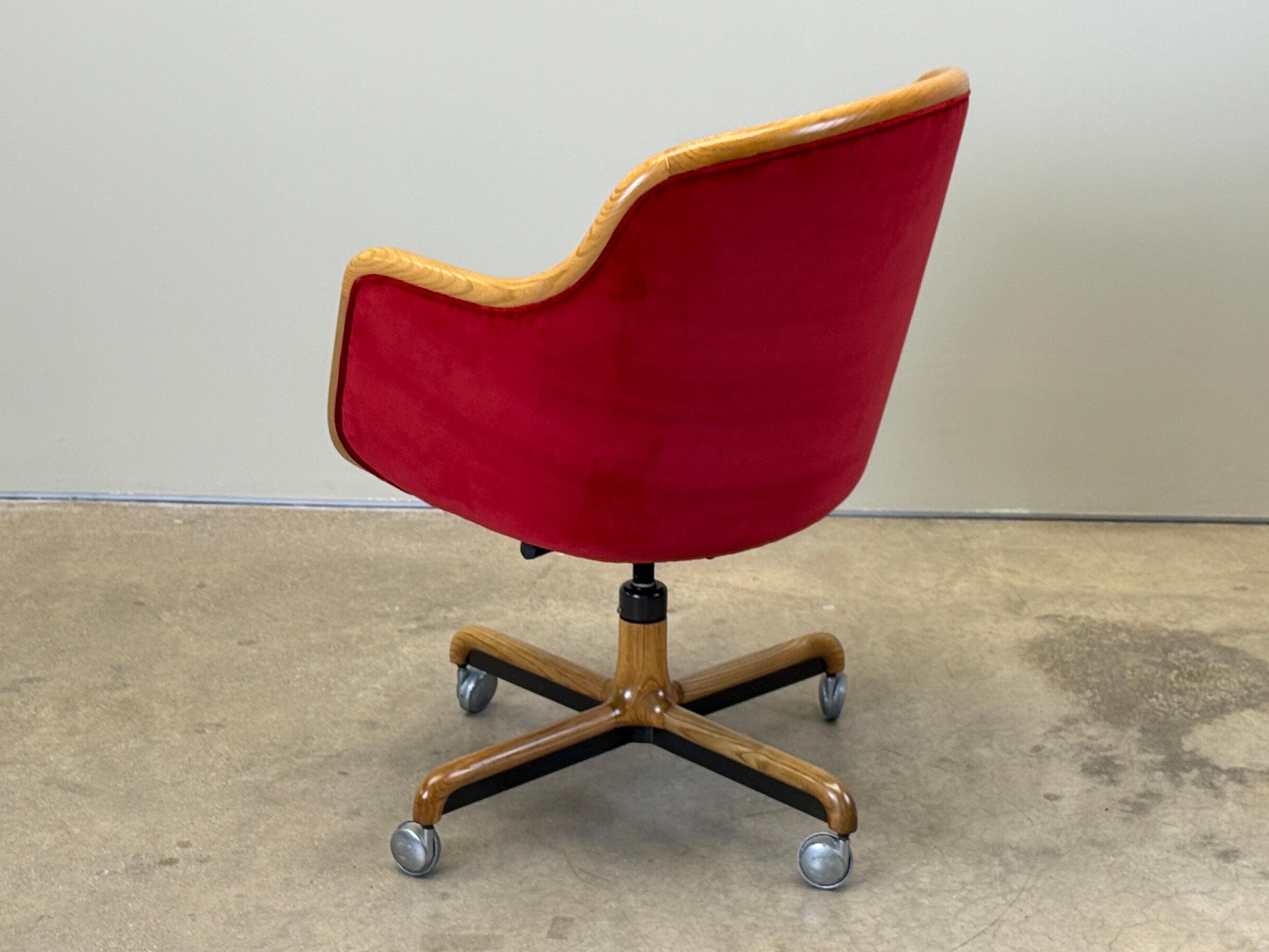 Chaises de bureau par Ward Bennetts en vente 6