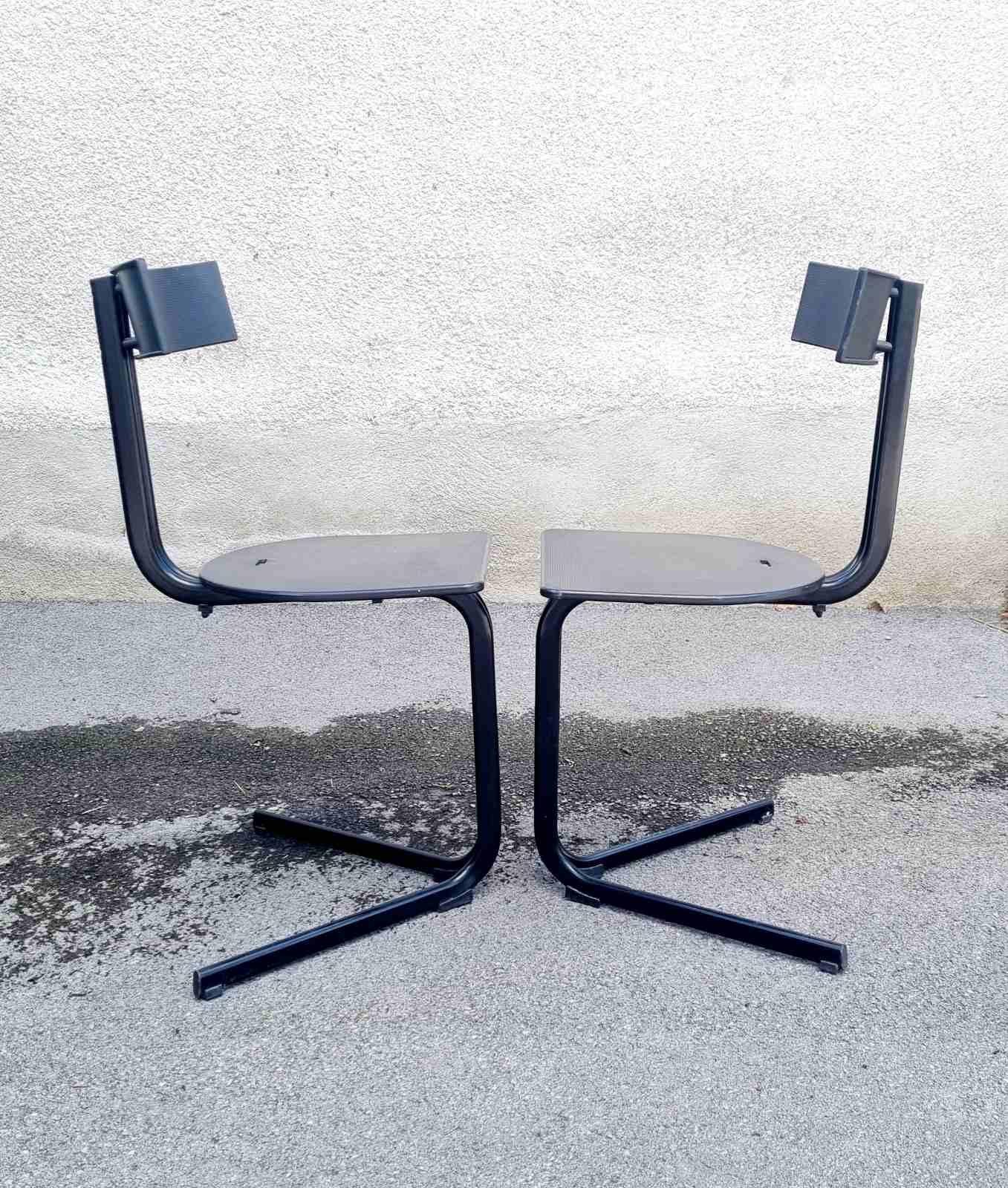 Nice pair of desk chairs designed by Luca Leonori for Pallucco in the 80s