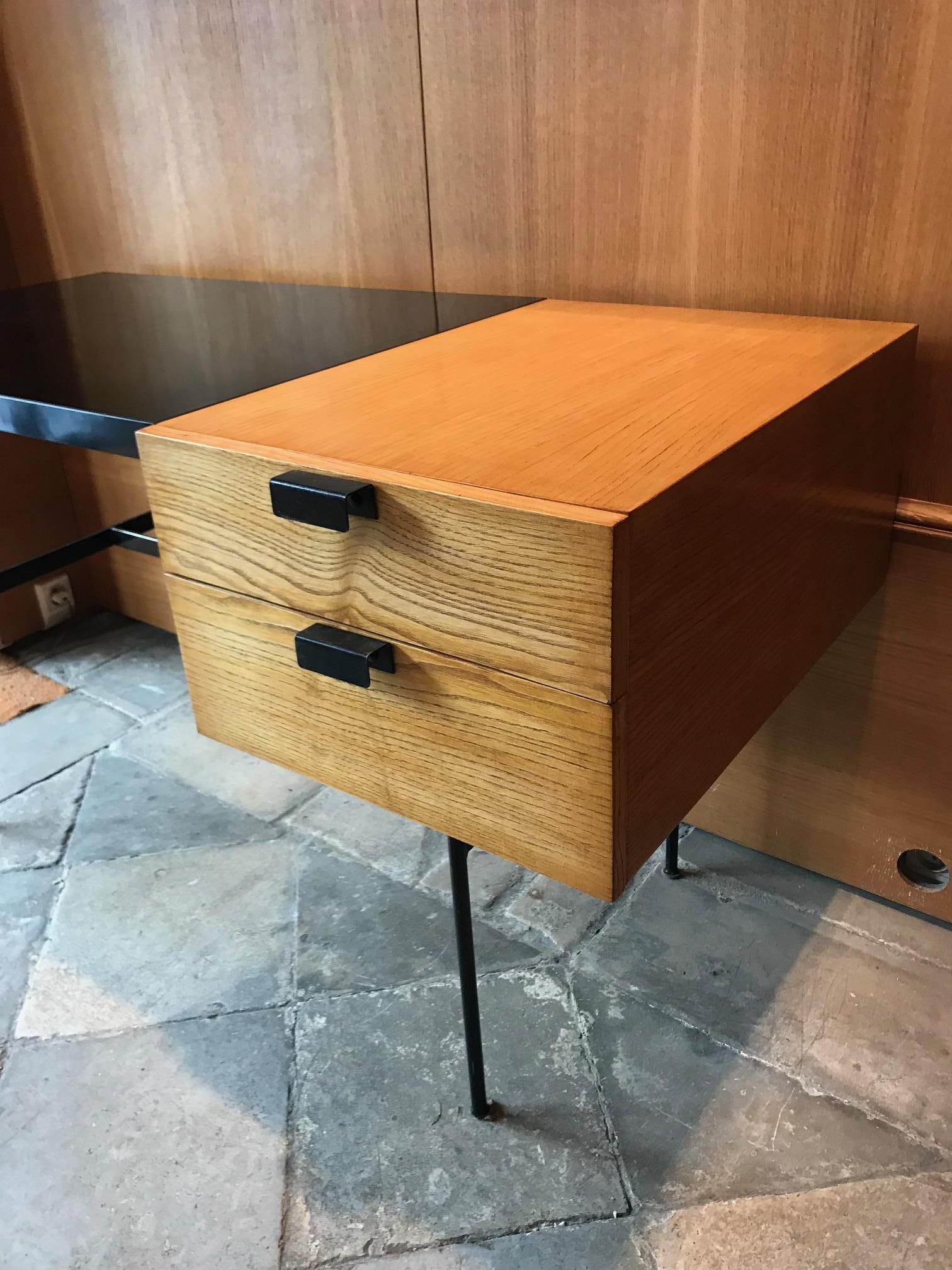Desk CM141 by Pierre Paulin 1