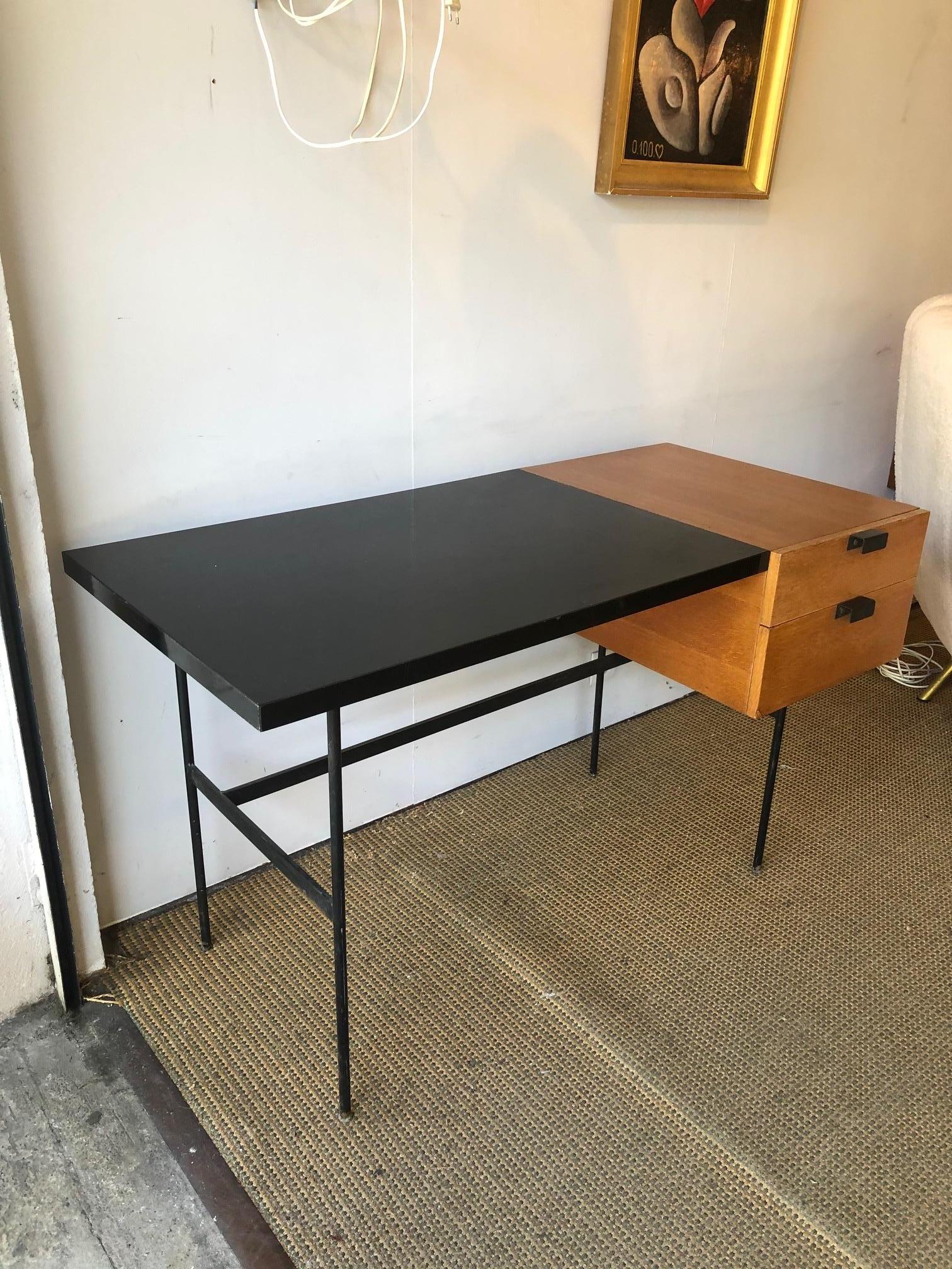 Desk CM141 by Pierre Paulin, Thonet Edition, 1954 In Good Condition In Paris, FR