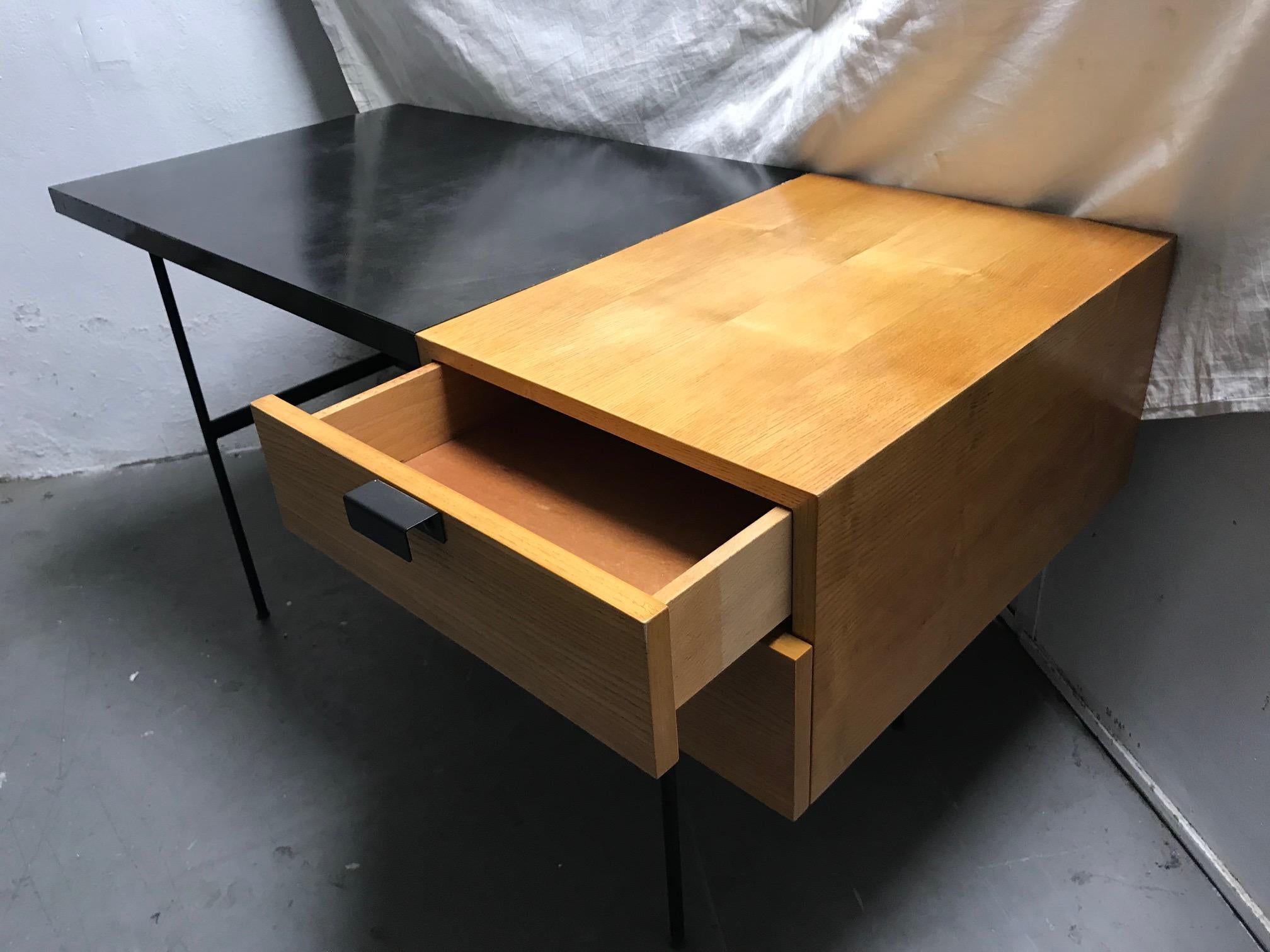 Mid-20th Century Desk CM141 by Pierre Paulin, Thonet Edition, 1954 For Sale