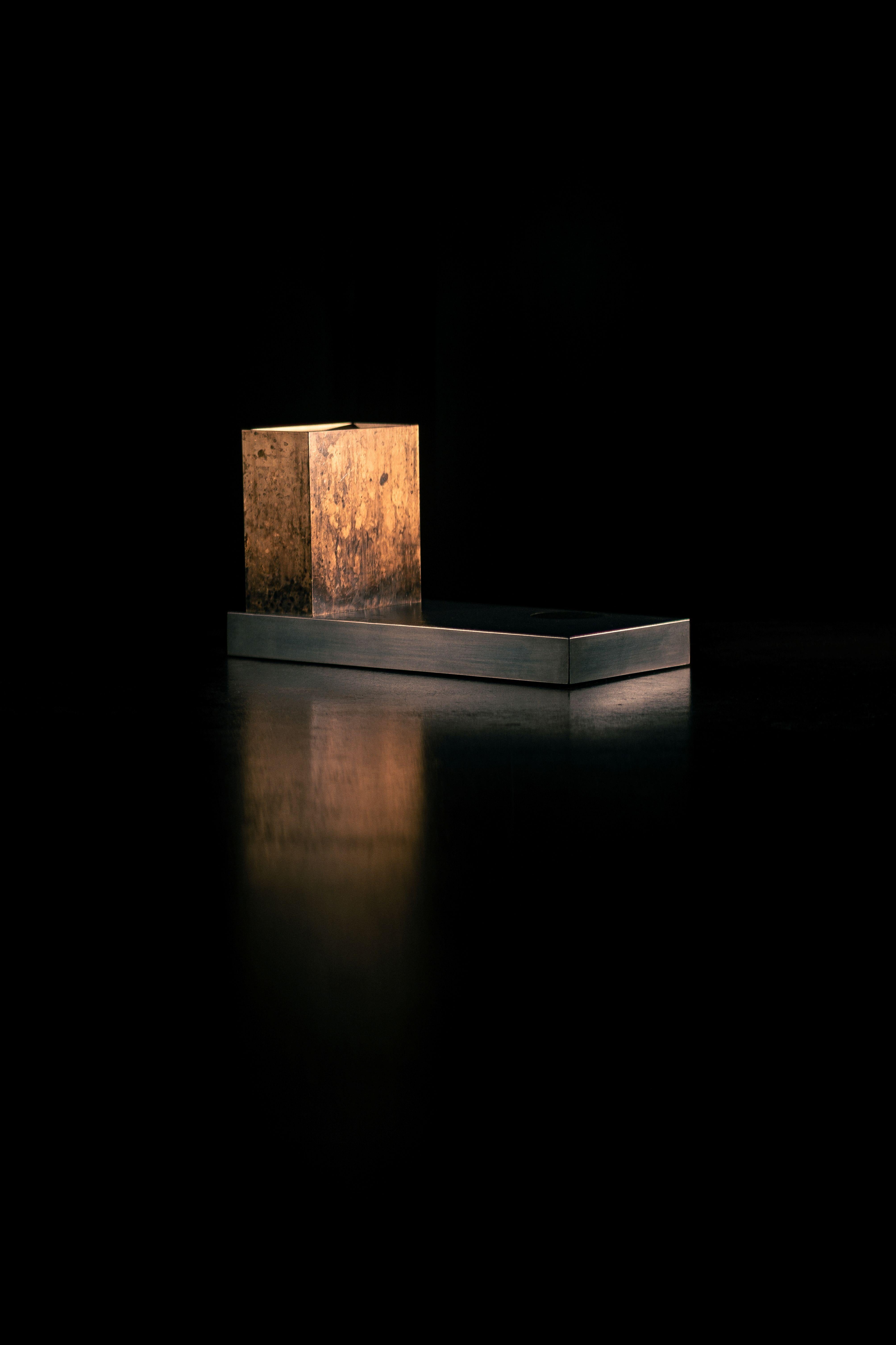 DESK COMPONENT (MONOLITH)    APD00070
Hot rolled steel plate, bronze and mirror-polished brass

9.75” L  4.5” W  5.25” H    

16.5lbs    

1 of 1



