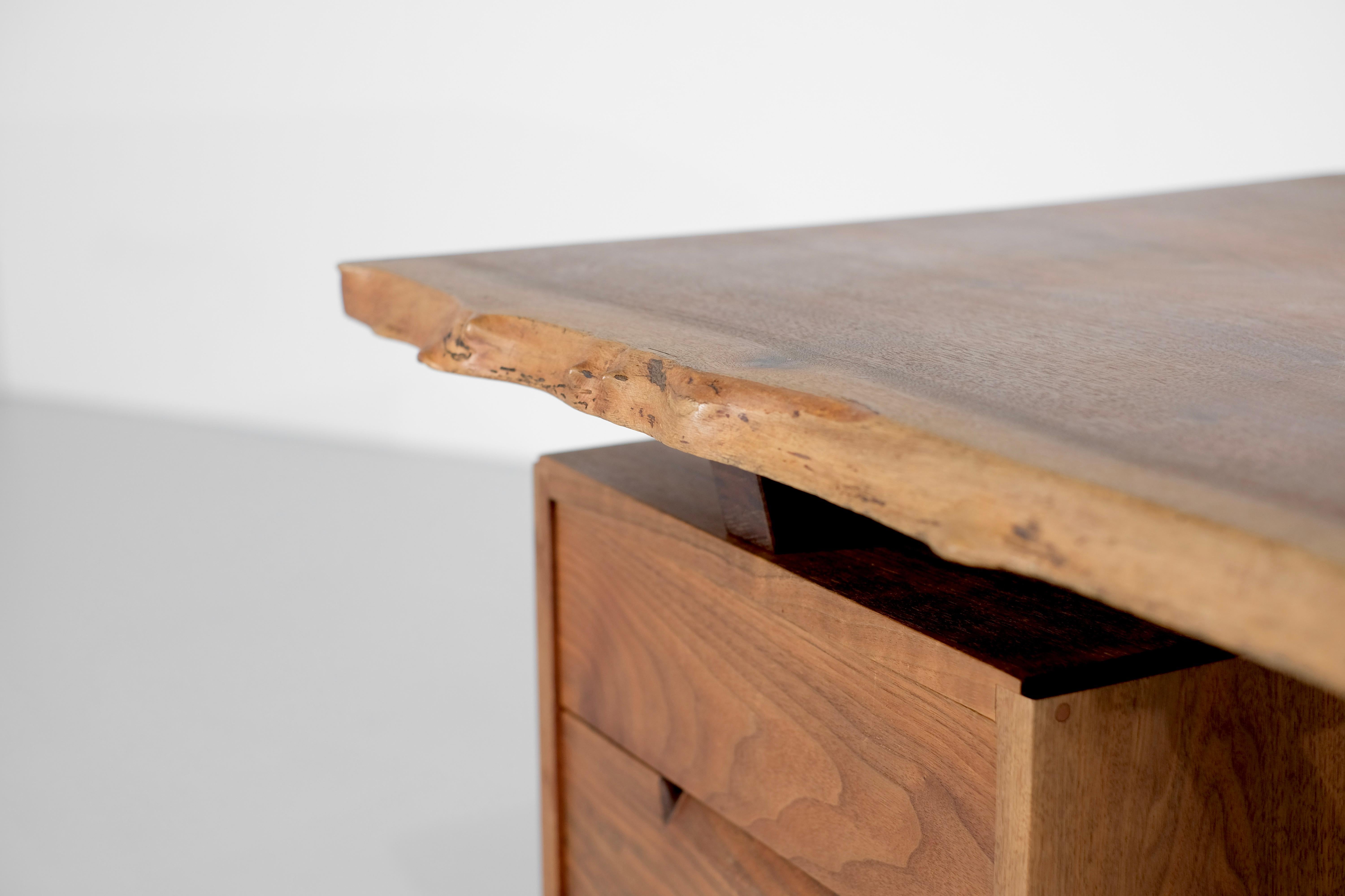 Bureau Conoid de George Nakashima, États-Unis, 1970 en vente 6