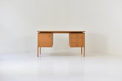 Desk designed by Arne Vodder for GV Møbler, Denmark 1960’s