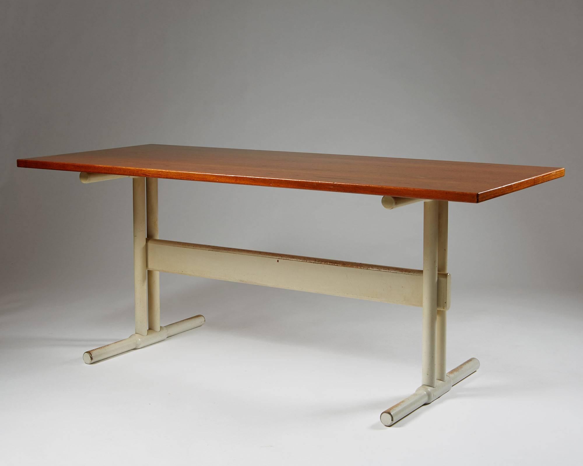 Scandinave moderne Bureau/table à manger:: Anonyme:: Danemark:: années 1950 en vente