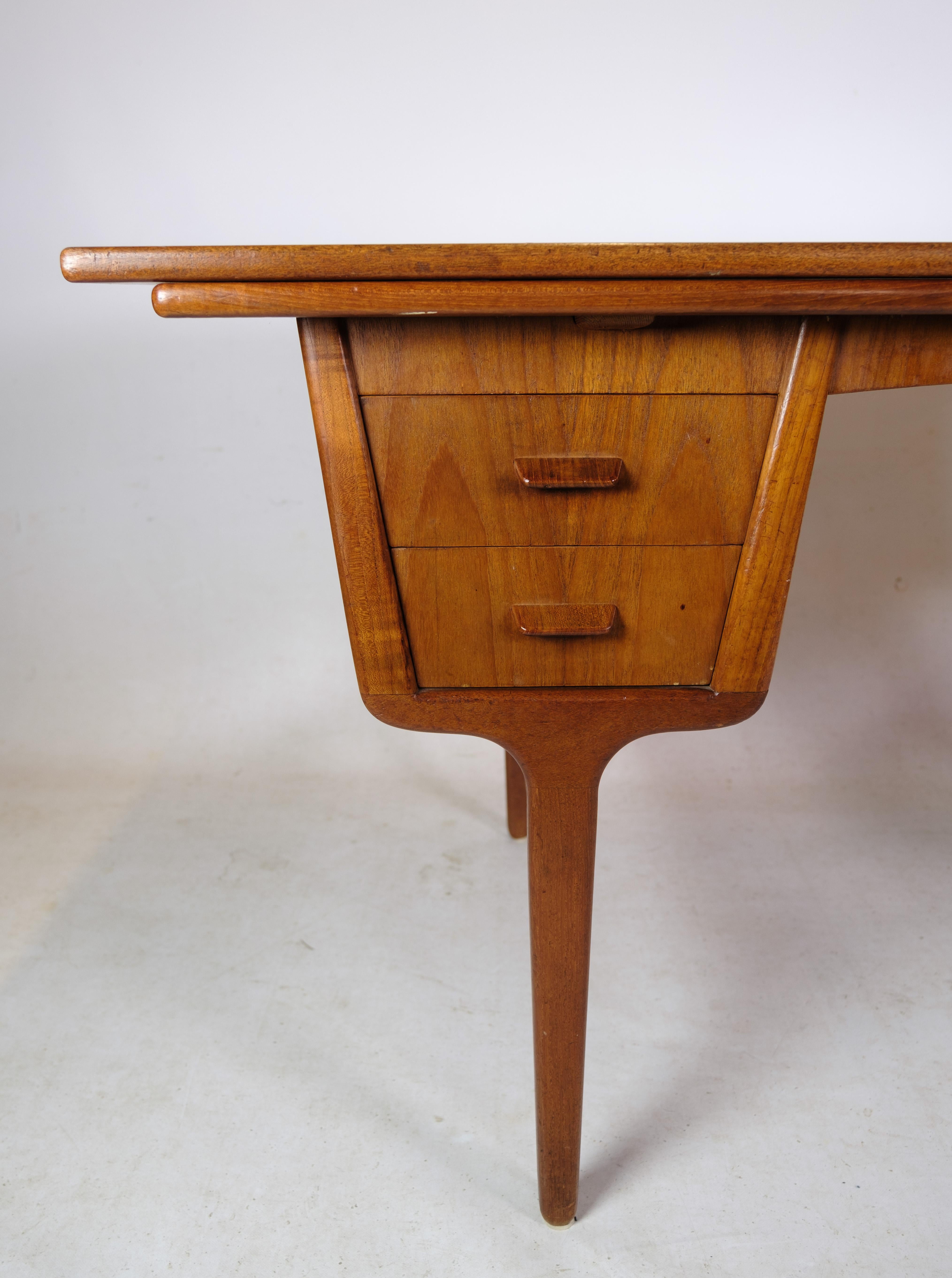 1920s teakwood vanity table
