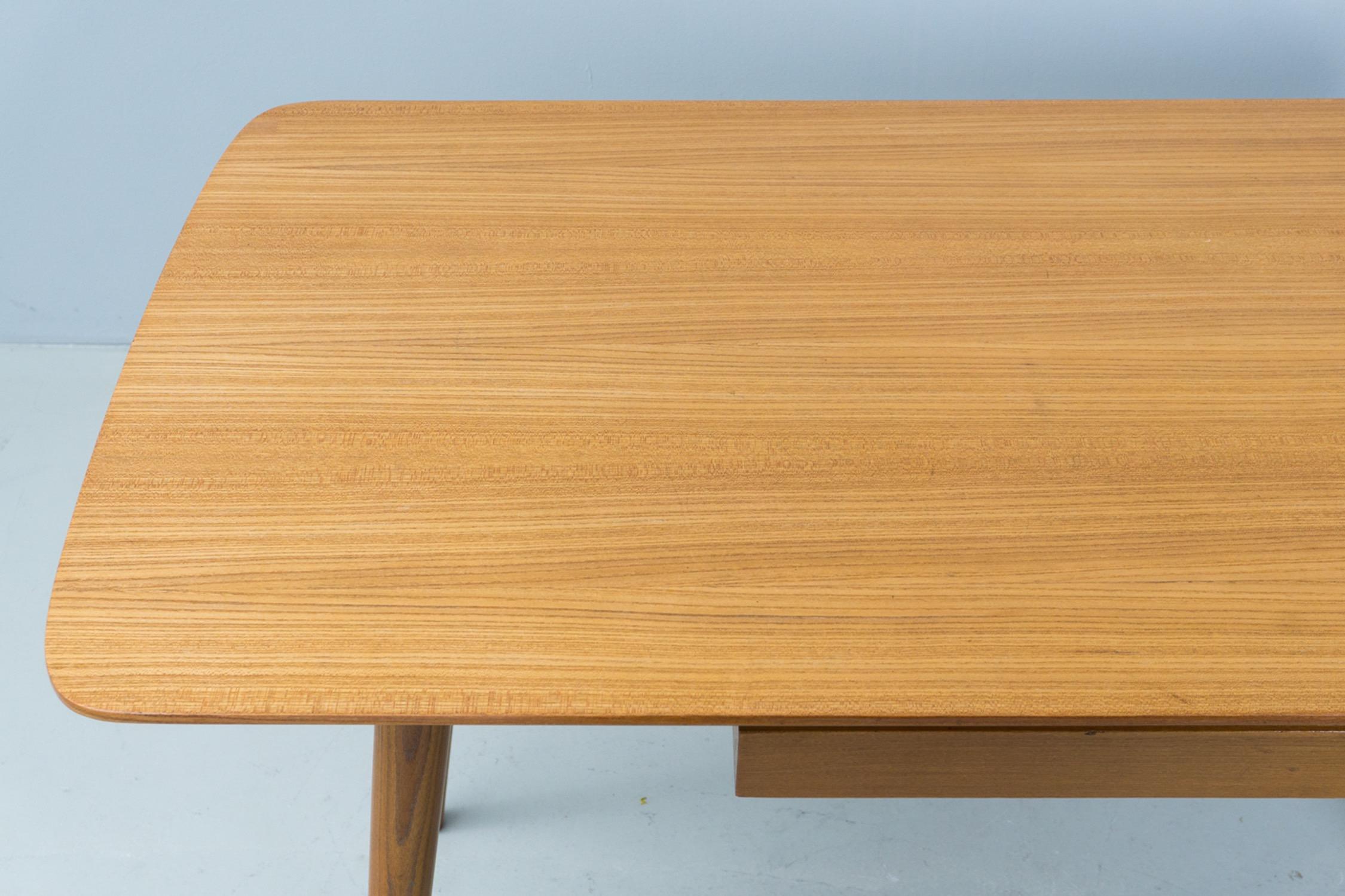 Mid-20th Century Desk, Elm Wood, Osvaldo Borsani, 1953 For Sale