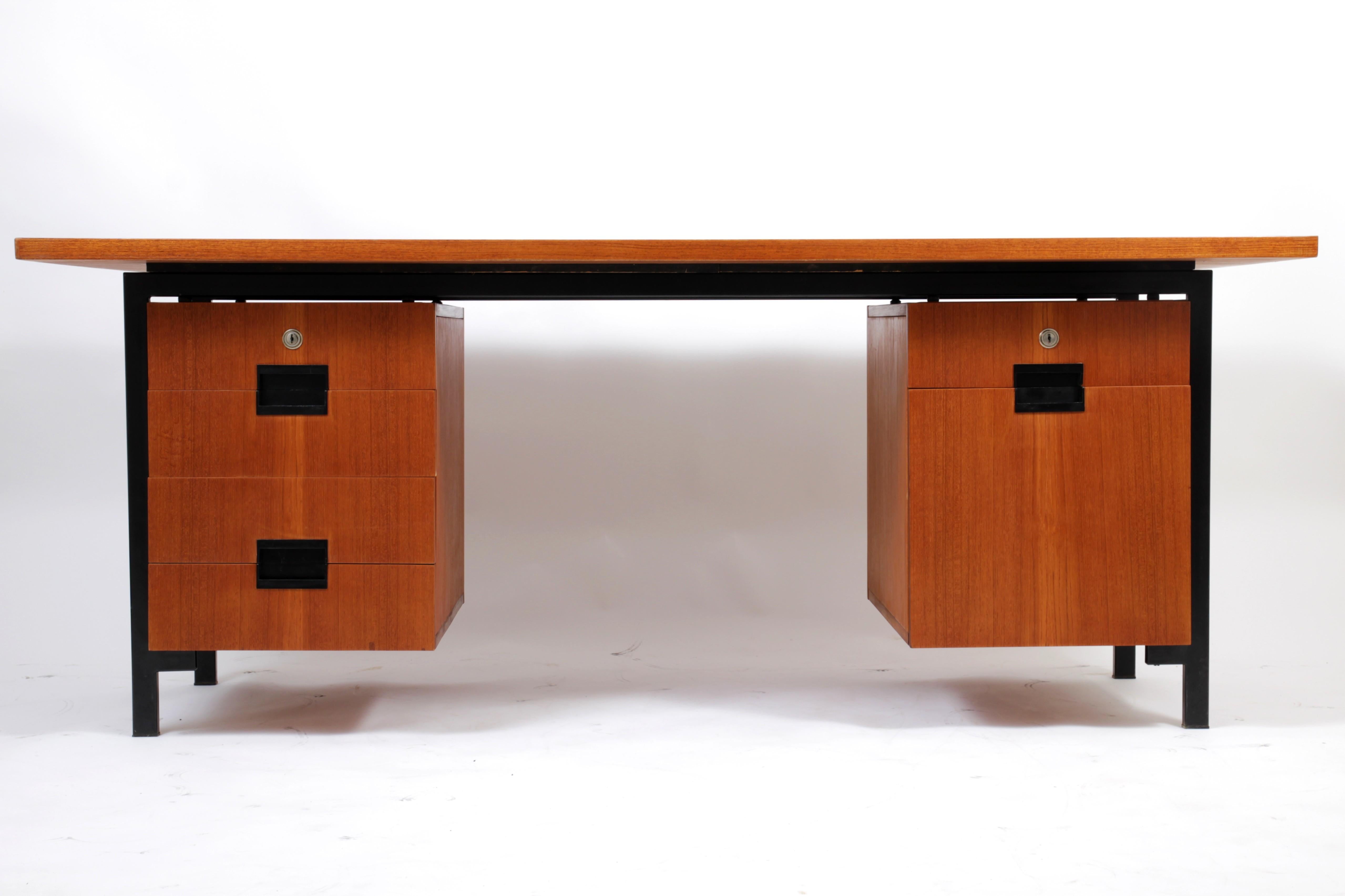 Desk EU02 by Cees Braakman For Sale 4
