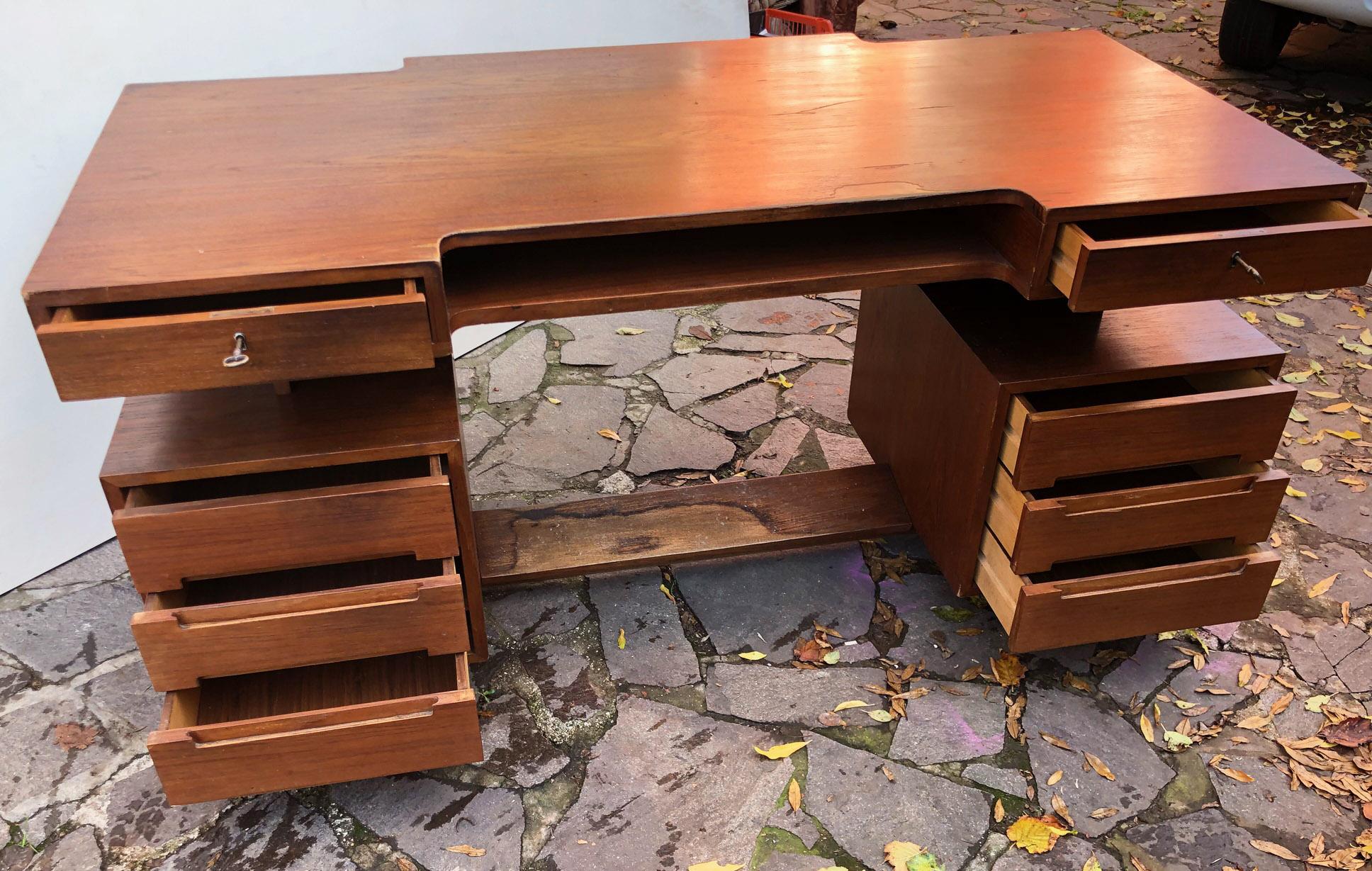 Desk from 1950 with 10 Drawers, Italian Design, Original 8