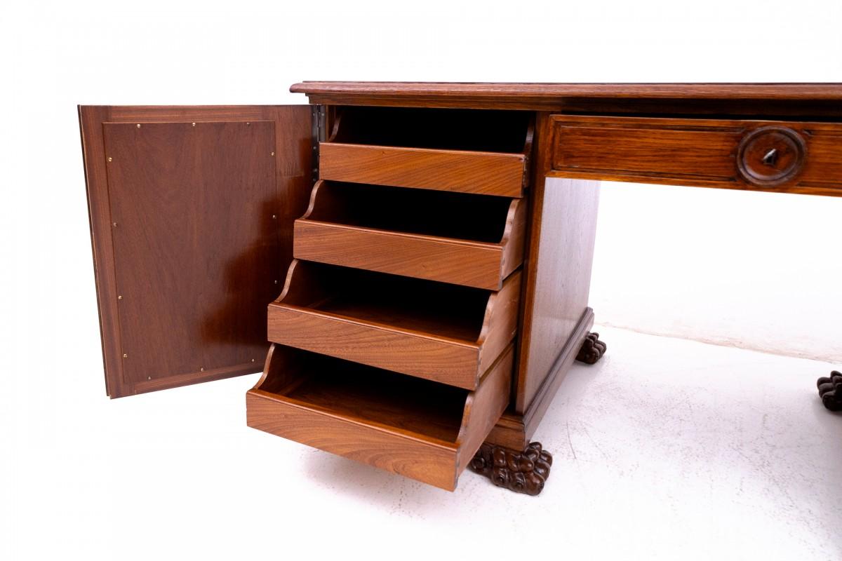 20th Century Desk, Germany, around 1930. For Sale