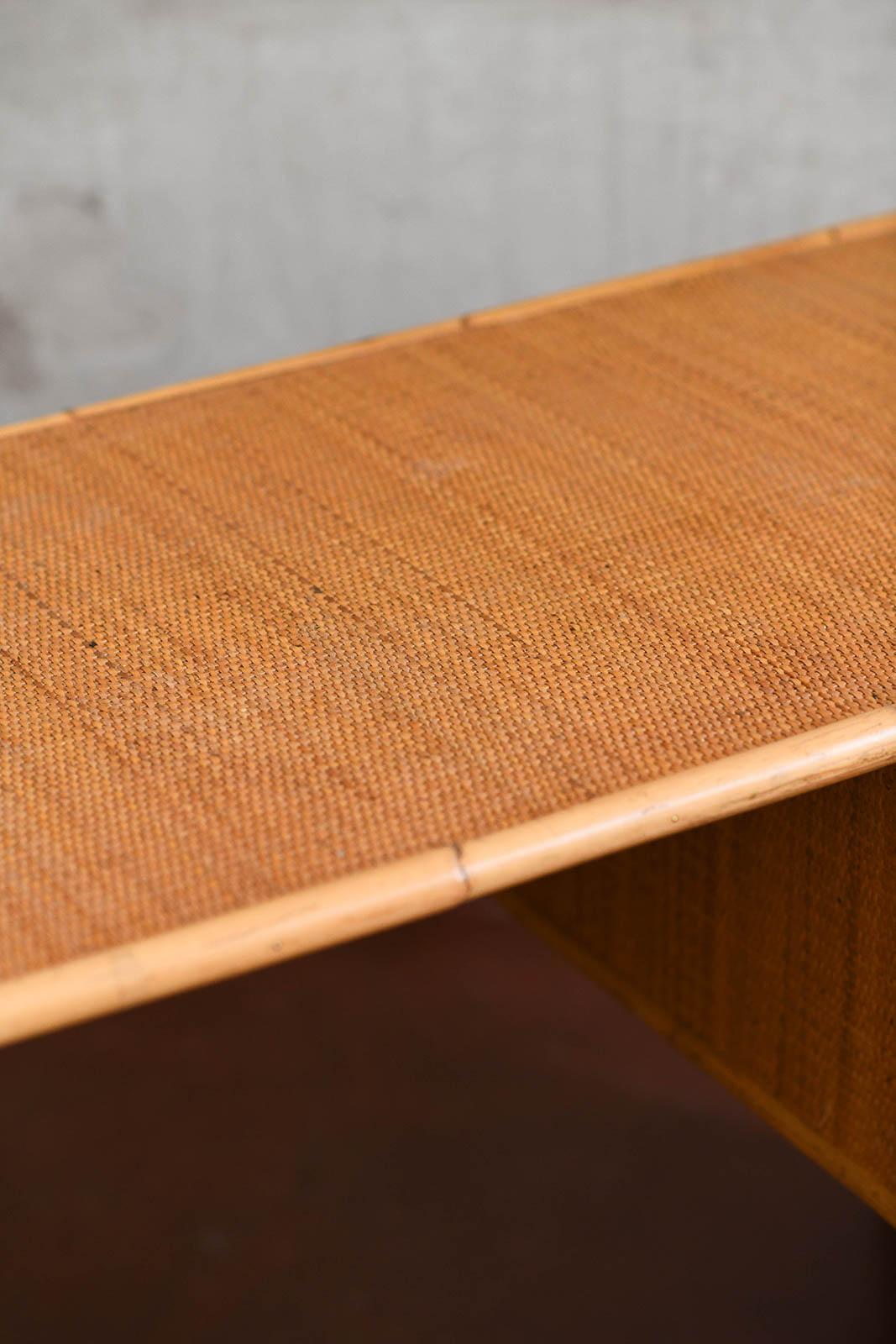 Desk in bamboo and wicker with brass details. Produced by Dal Vera, 1970s For Sale 2