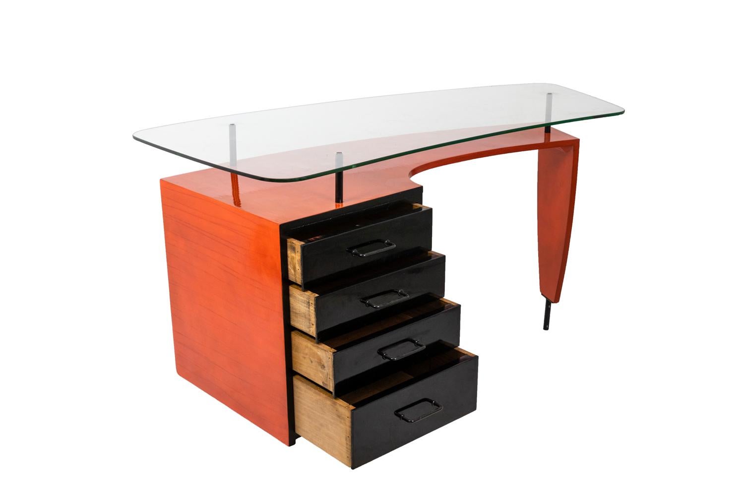 Desk in Black and Orange Lacquered Wood, 1950s In Good Condition In Saint-Ouen, FR