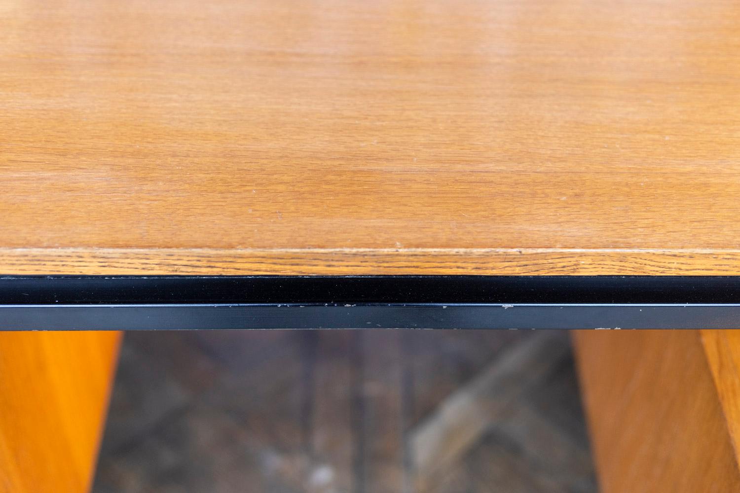 Desk in Oak and Lacquered Metal, 1970s For Sale 3