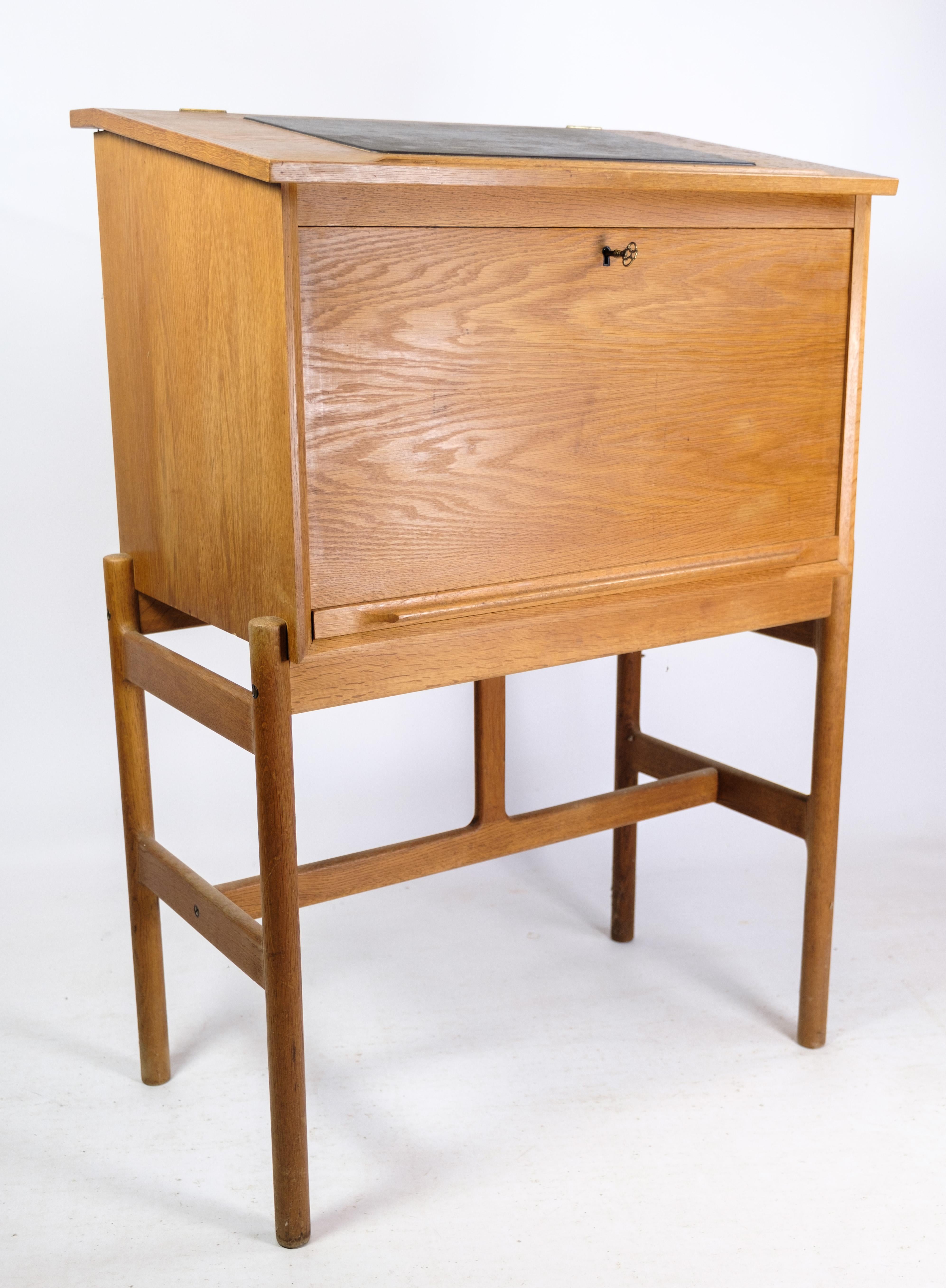 Desk Made In Oak By Rosengran Hansen, 1960 For Sale 3