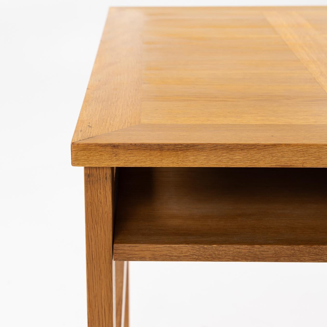 Oak Desk in oak with side table by Mogens Koch.