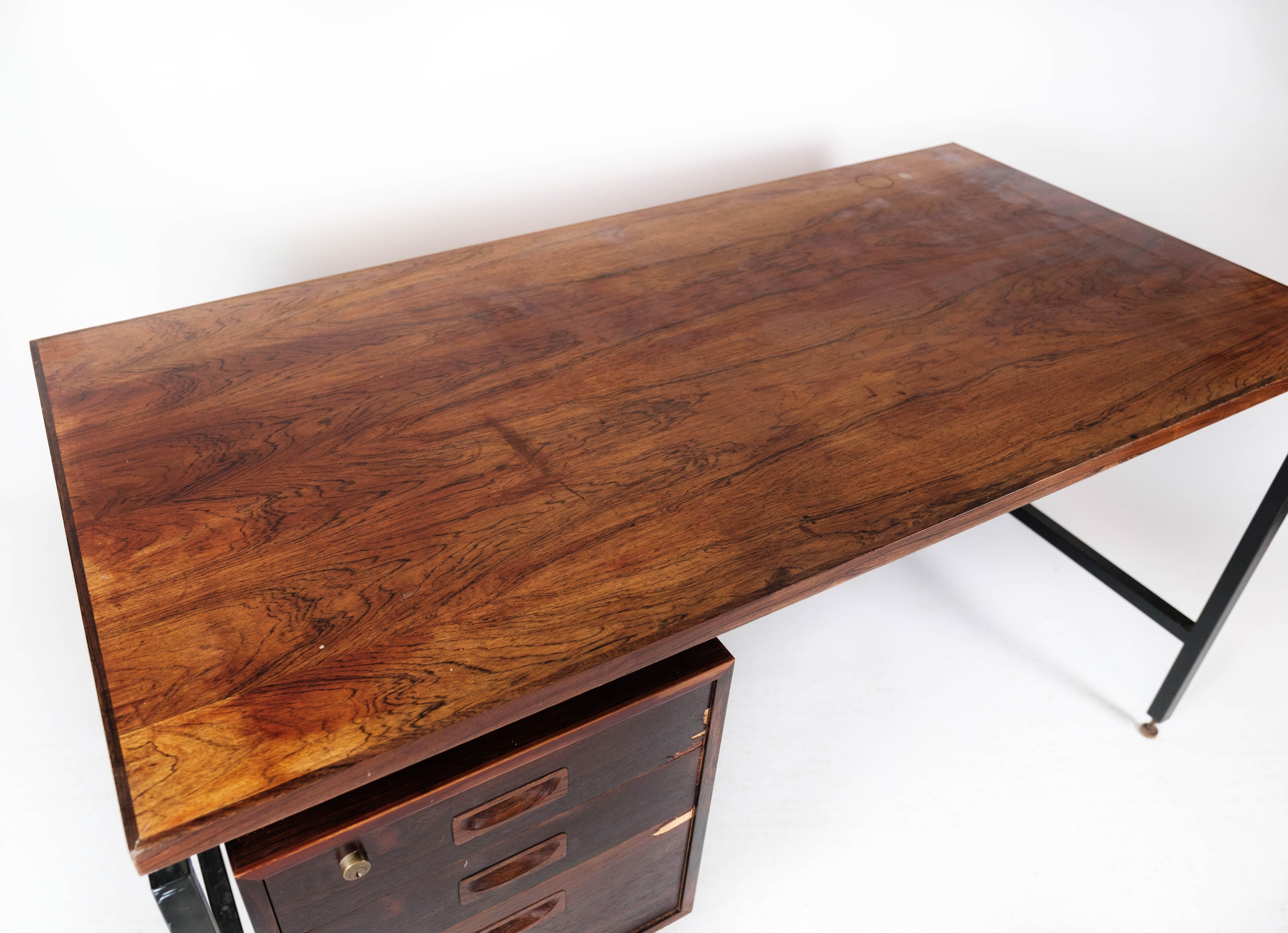 Desk in Rosewood and Legs in Metal, of Danish Design, 1960s For Sale 8