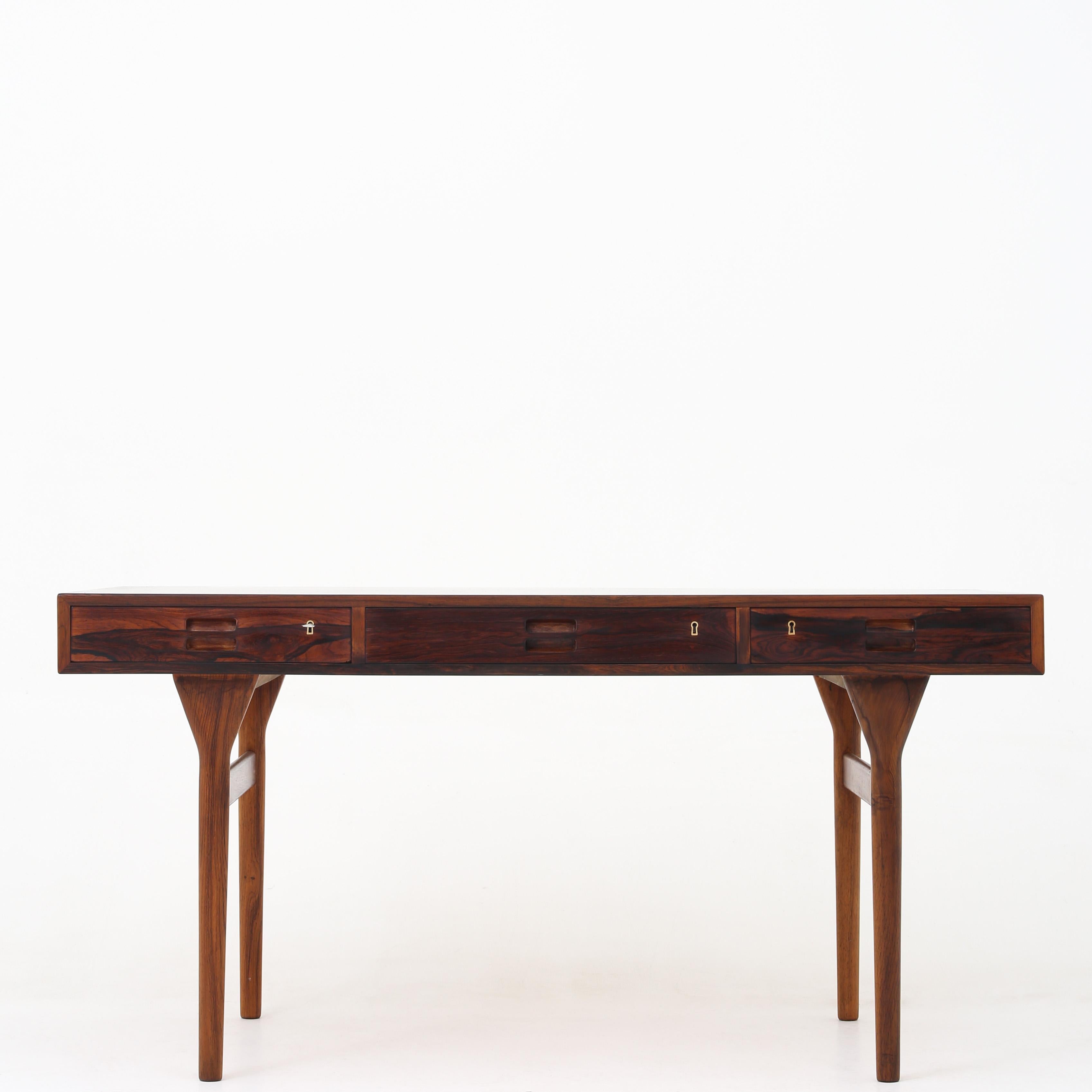 Desk in Rosewood by Nanna Ditzel 2