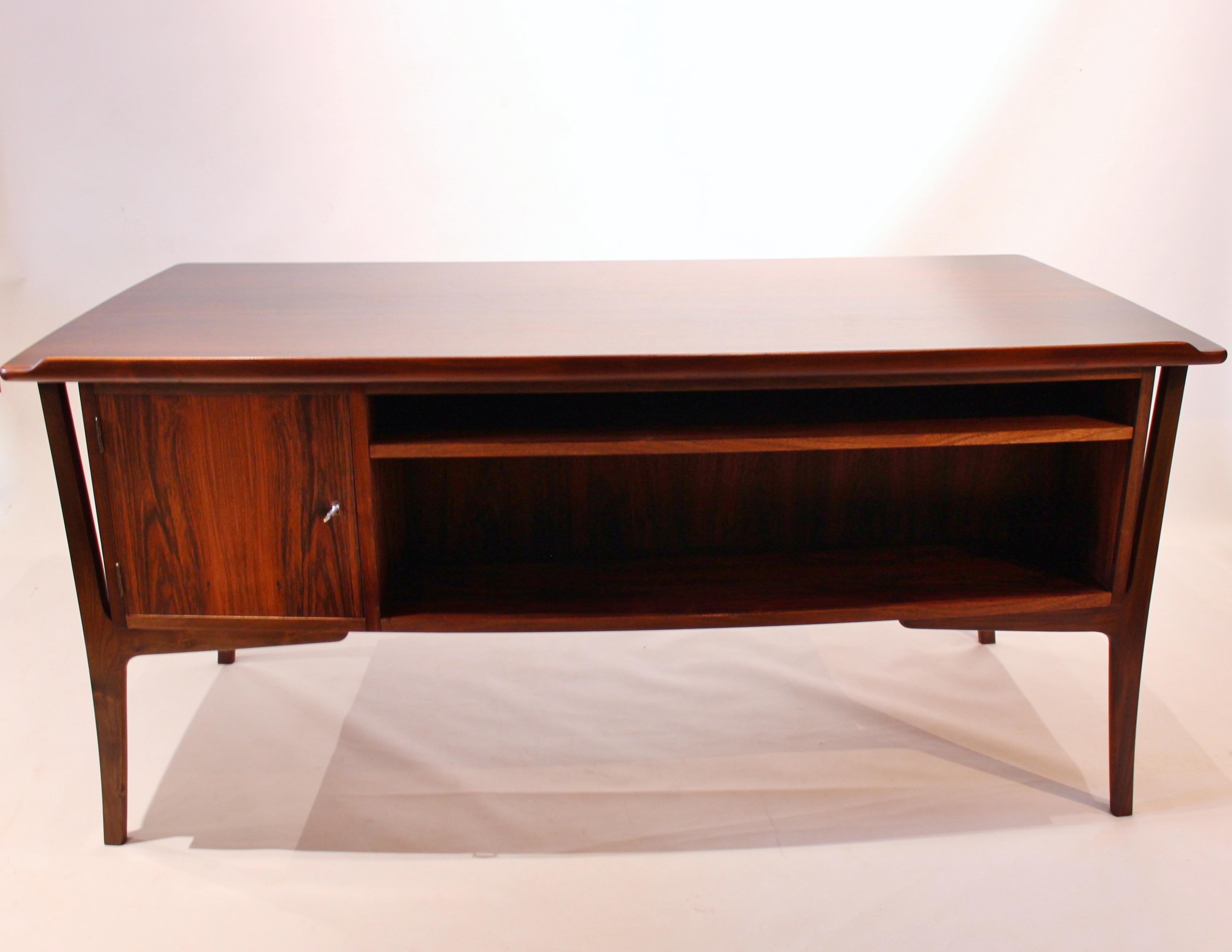 Scandinavian Modern Desk in Rosewood by Svend Aage Madsen from the 1960s