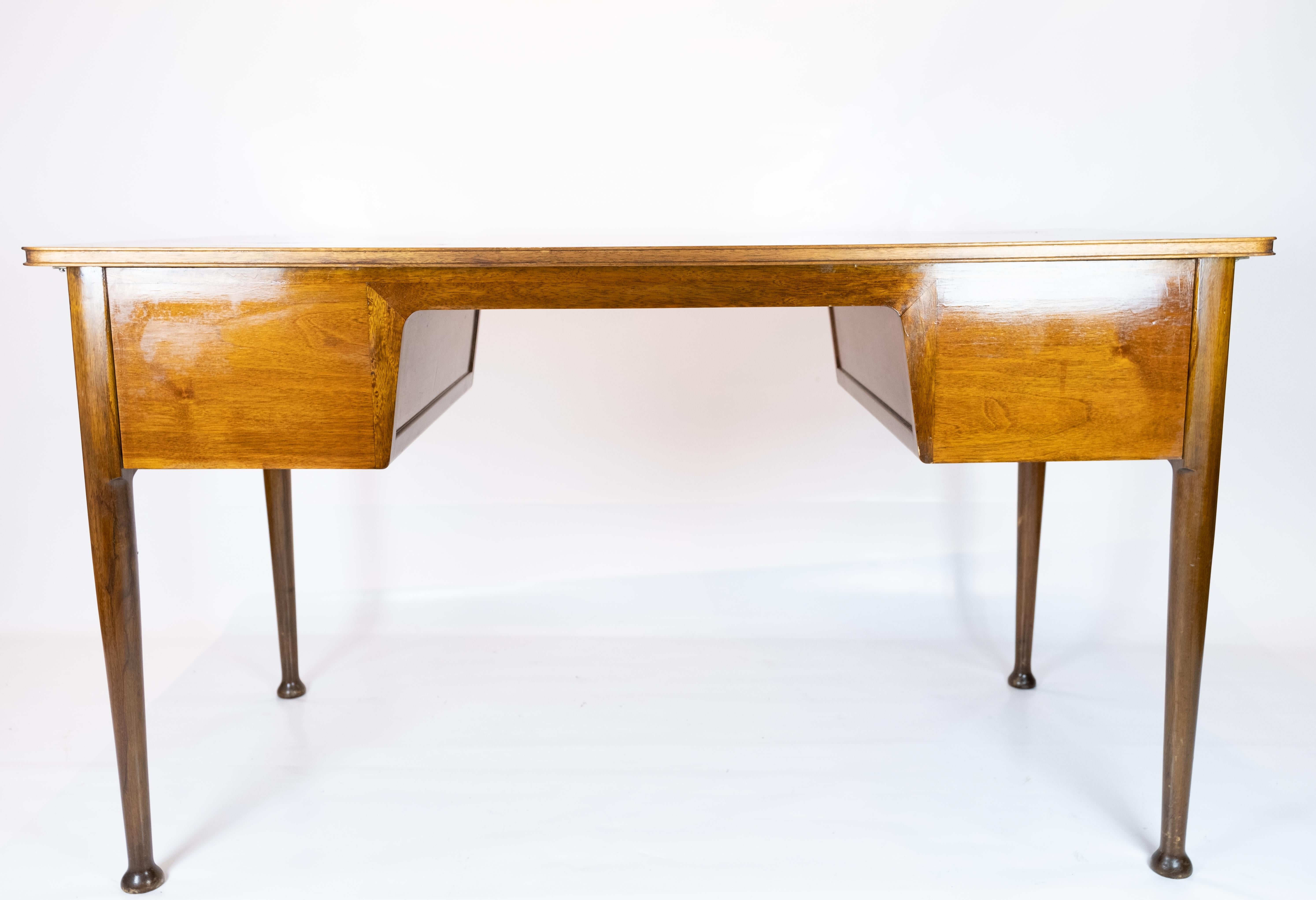 Desk in Rosewood of Danish Design from the 1960s 1