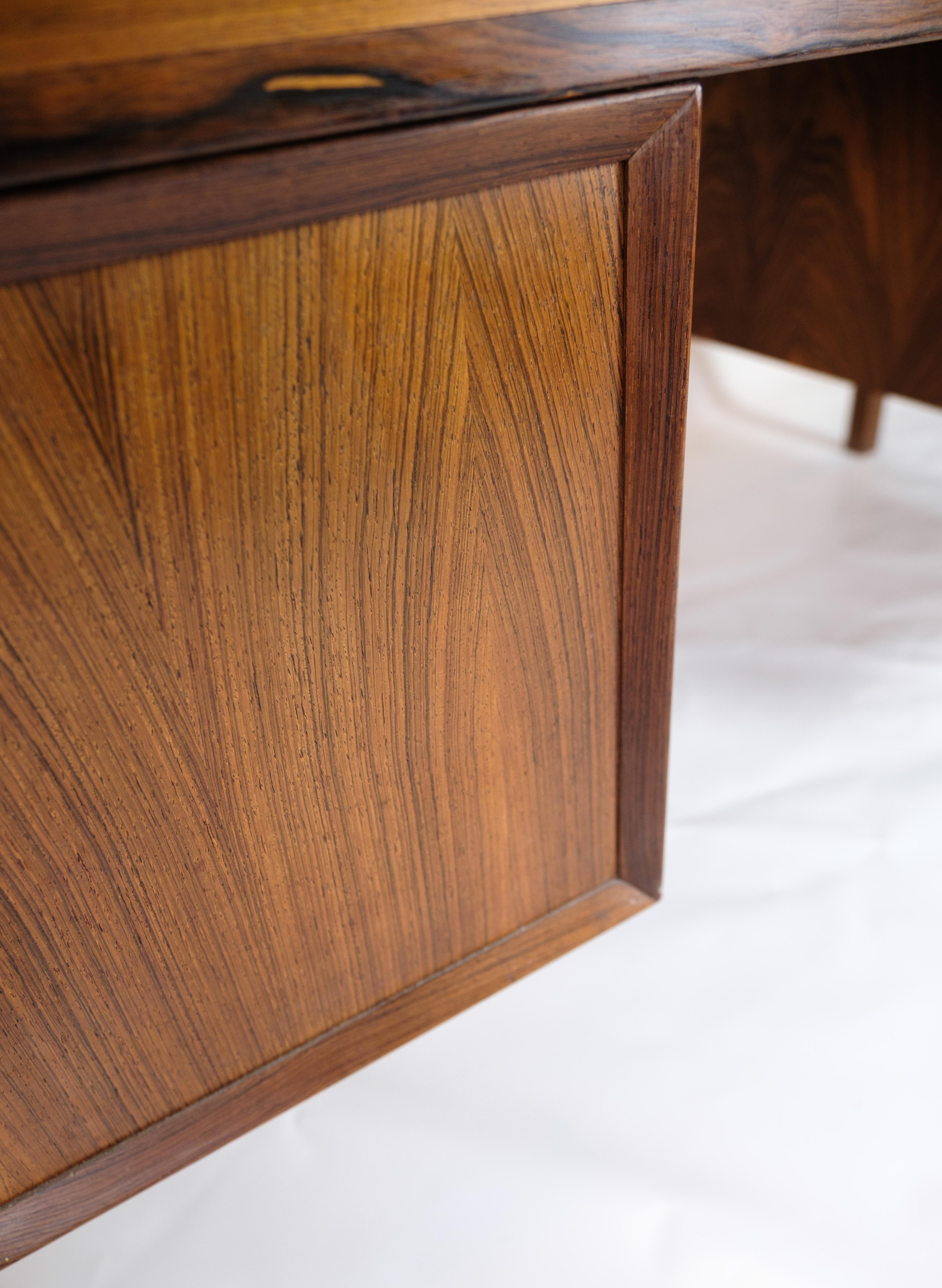 Schreibtisch aus Palisanderholz mit hochwertigem dänischen Design aus den 1960er Jahren im Angebot 3