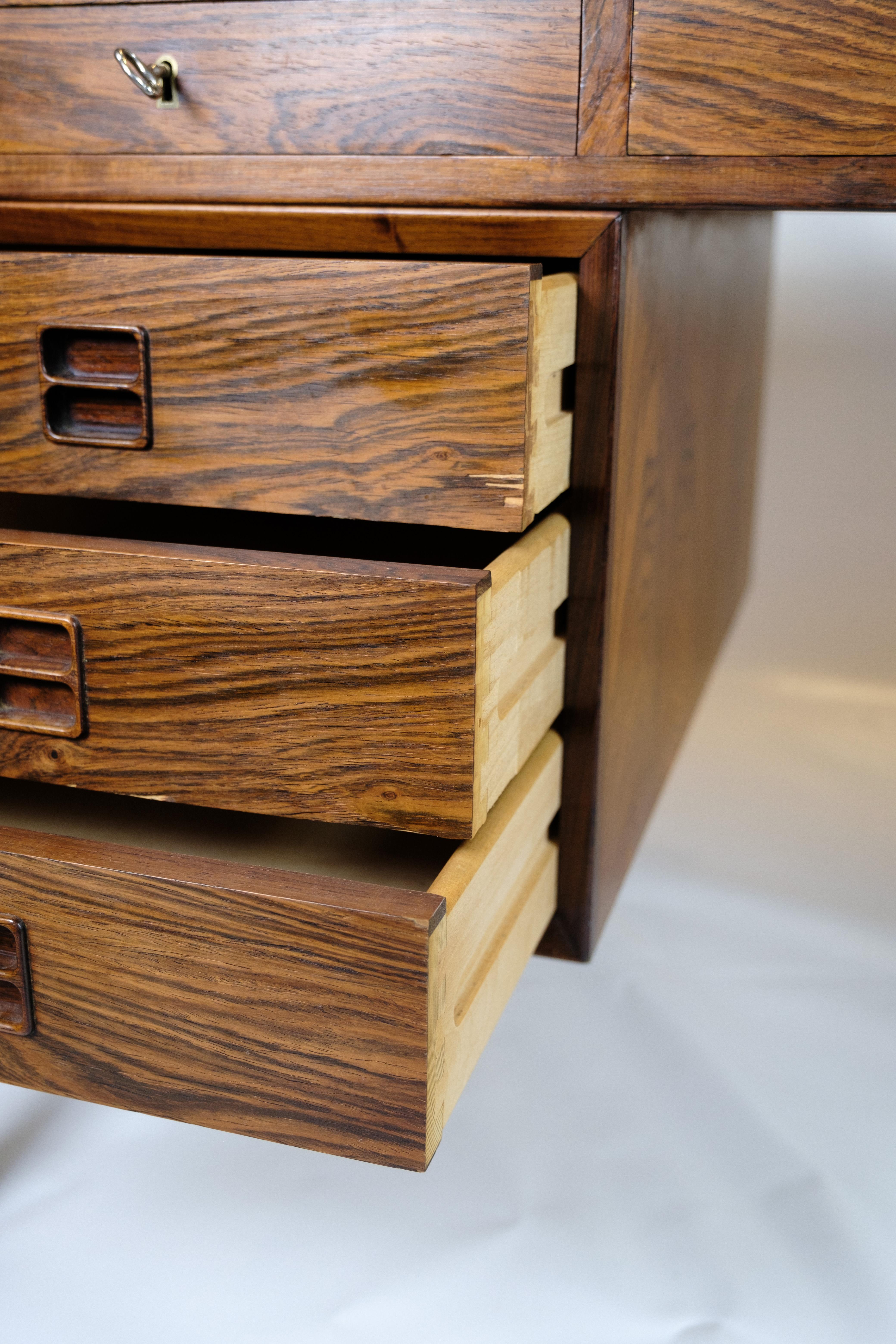 Schreibtisch aus Palisanderholz mit hochwertigem dänischen Design aus den 1960er Jahren im Angebot 5