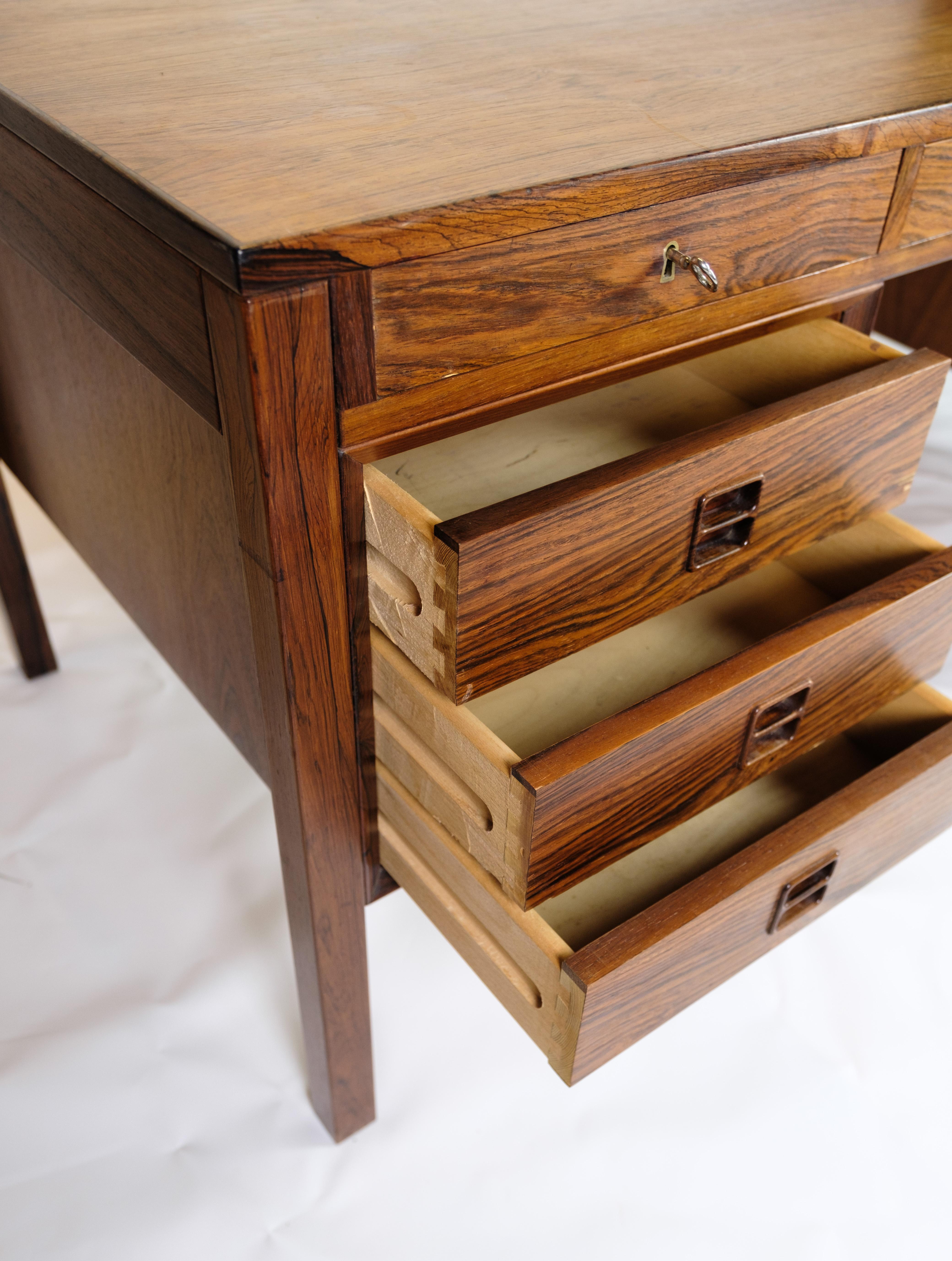 Schreibtisch aus Palisanderholz mit hochwertigem dänischen Design aus den 1960er Jahren im Angebot 6