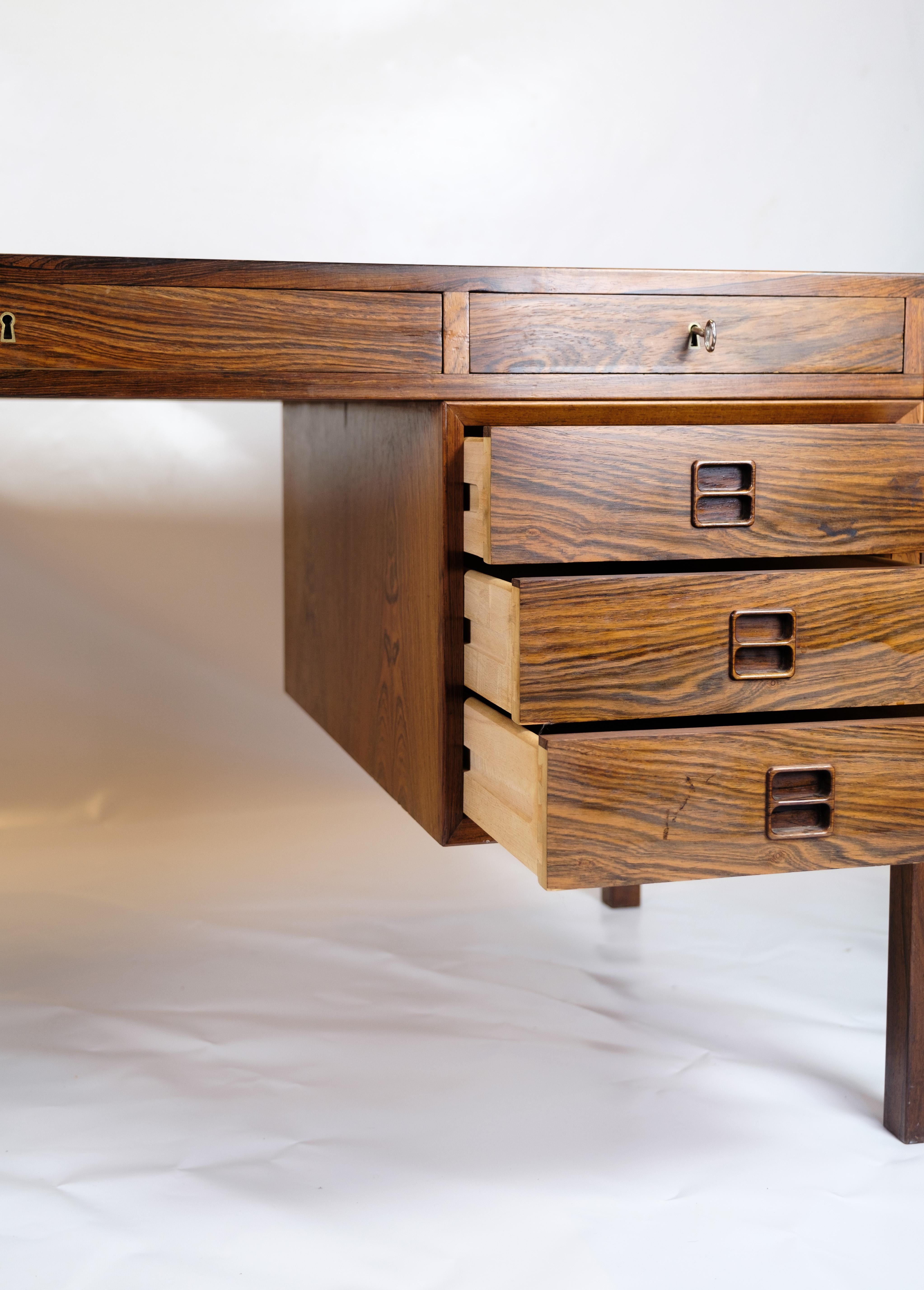 Schreibtisch aus Palisanderholz mit hochwertigem dänischen Design aus den 1960er Jahren im Angebot 7