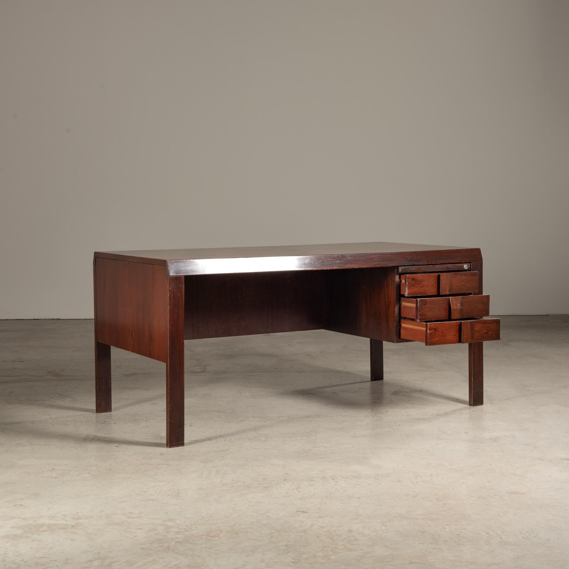 Desk in Solid Hardwood, by Jean Gillon, Brazilian Mid-Century Modern 2