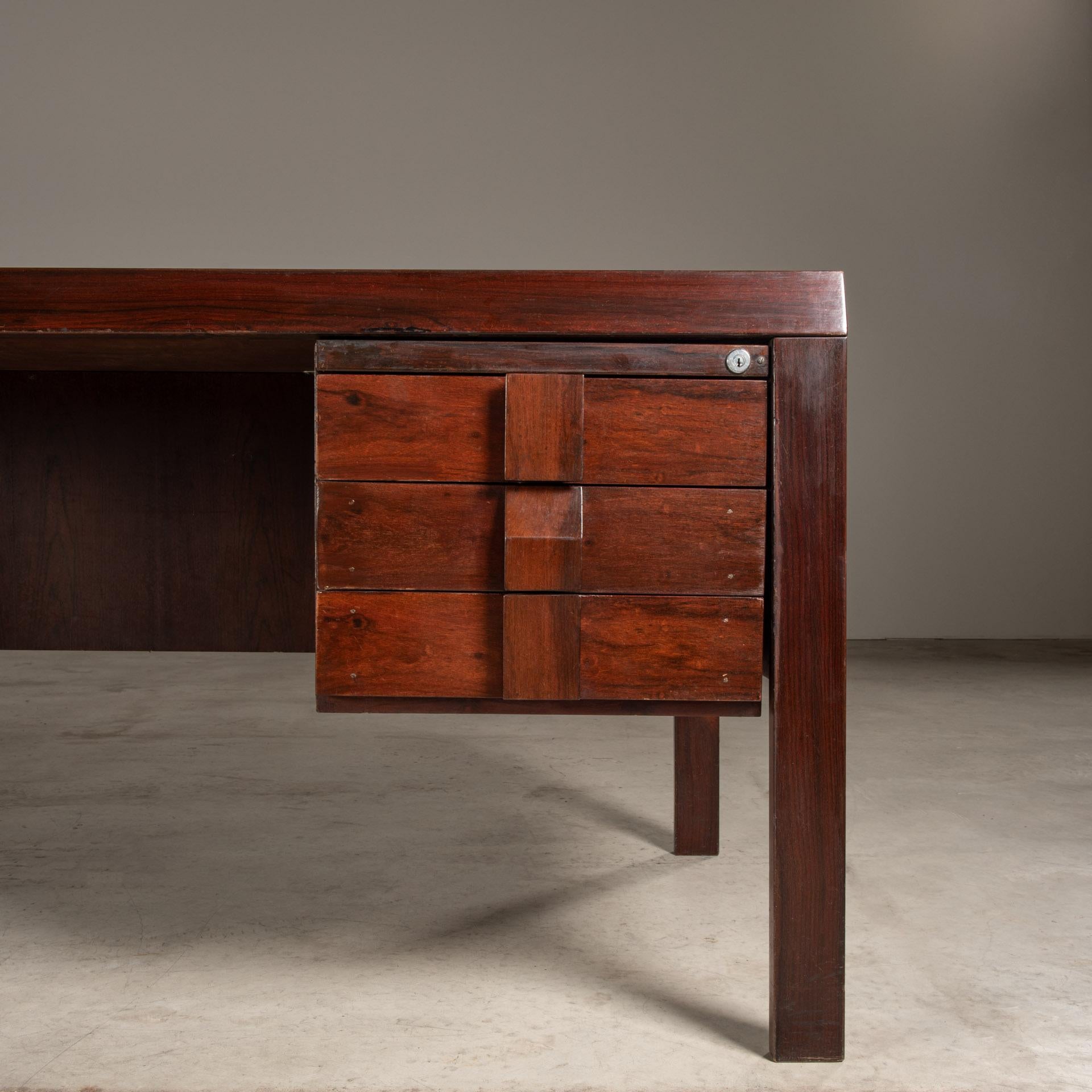 Desk in Solid Hardwood, by Jean Gillon, Brazilian Mid-Century Modern 3