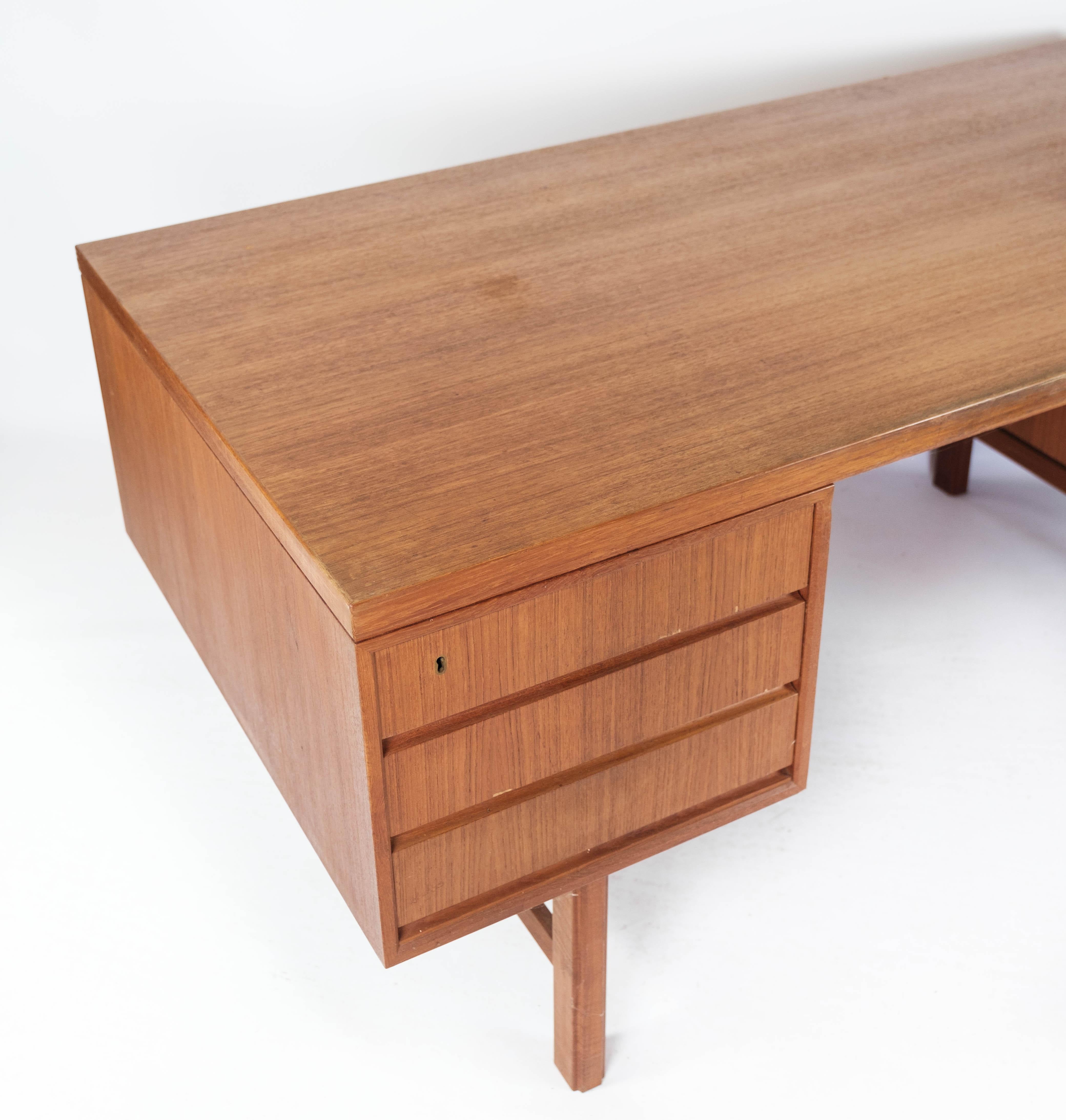 Desk Made In Teak Designed By Omann Junior From 1960s For Sale 8