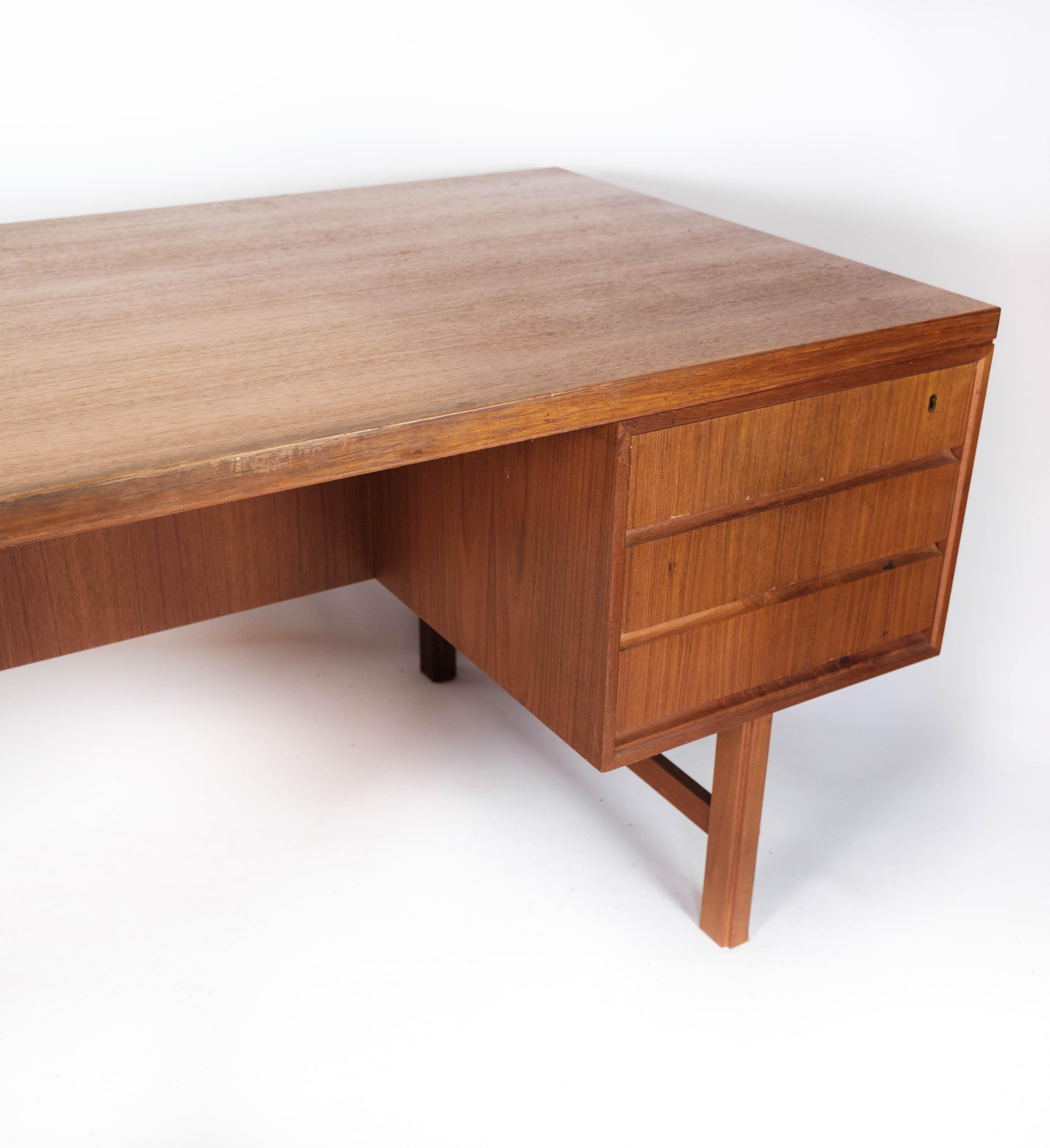 Desk Made In Teak Designed By Omann Junior From 1960s For Sale 10