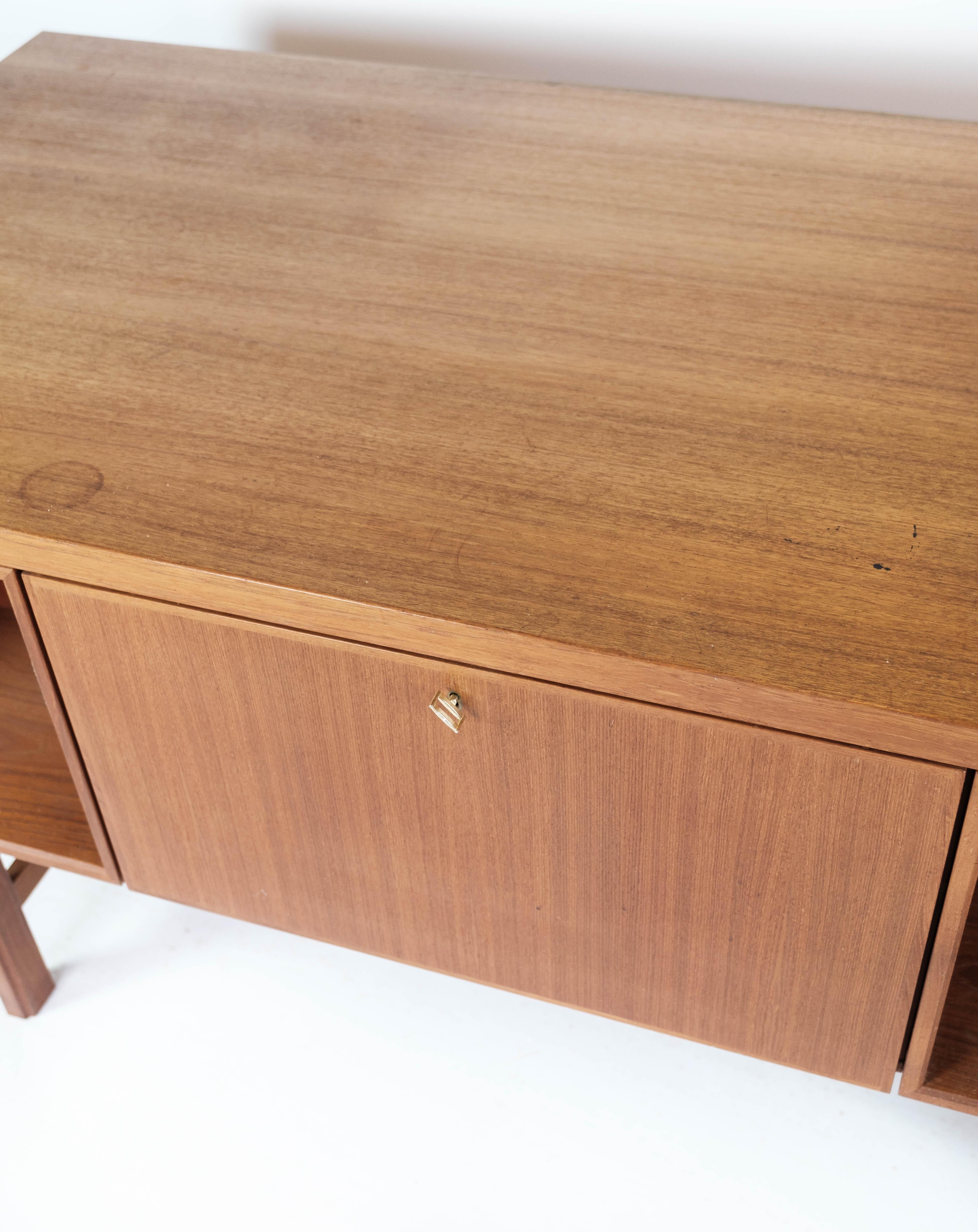 Desk Made In Teak Designed By Omann Junior From 1960s For Sale 11