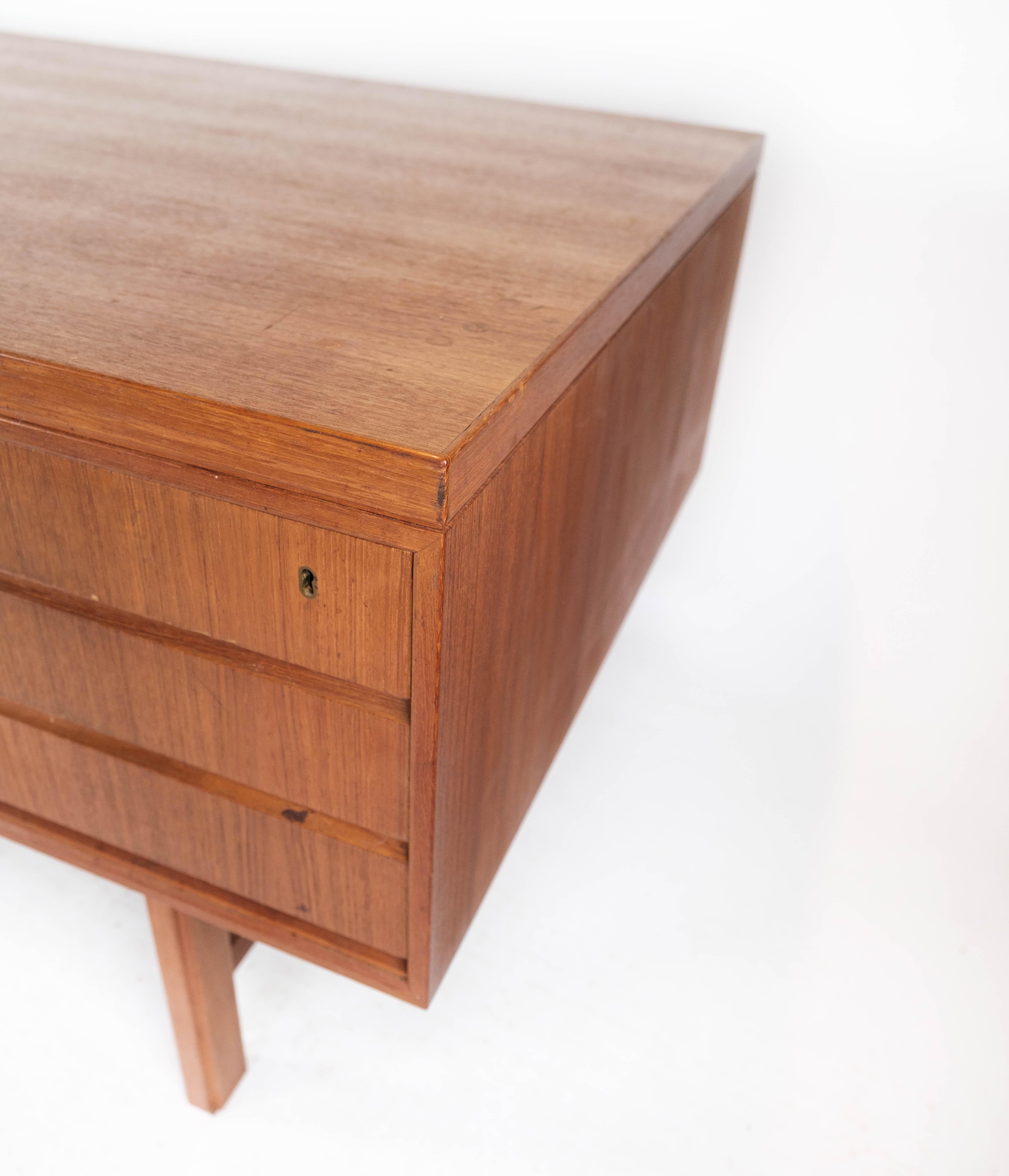 Mid-20th Century Desk Made In Teak Designed By Omann Junior From 1960s For Sale