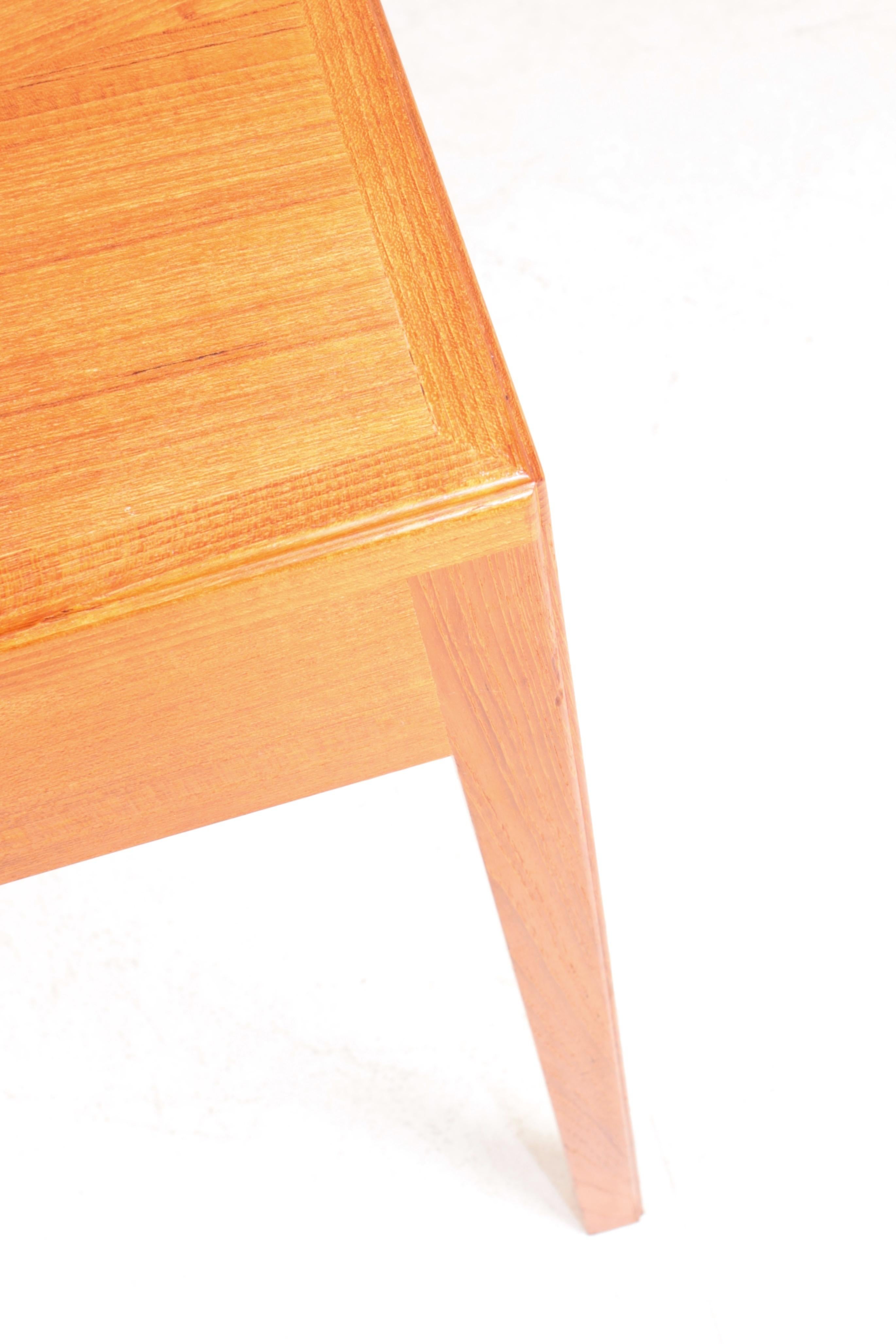 Schreibtisch aus Teakholz im Stil von Ole Wanscher, dänisches Design der Jahrhundertmitte, 1950er Jahre im Angebot 2