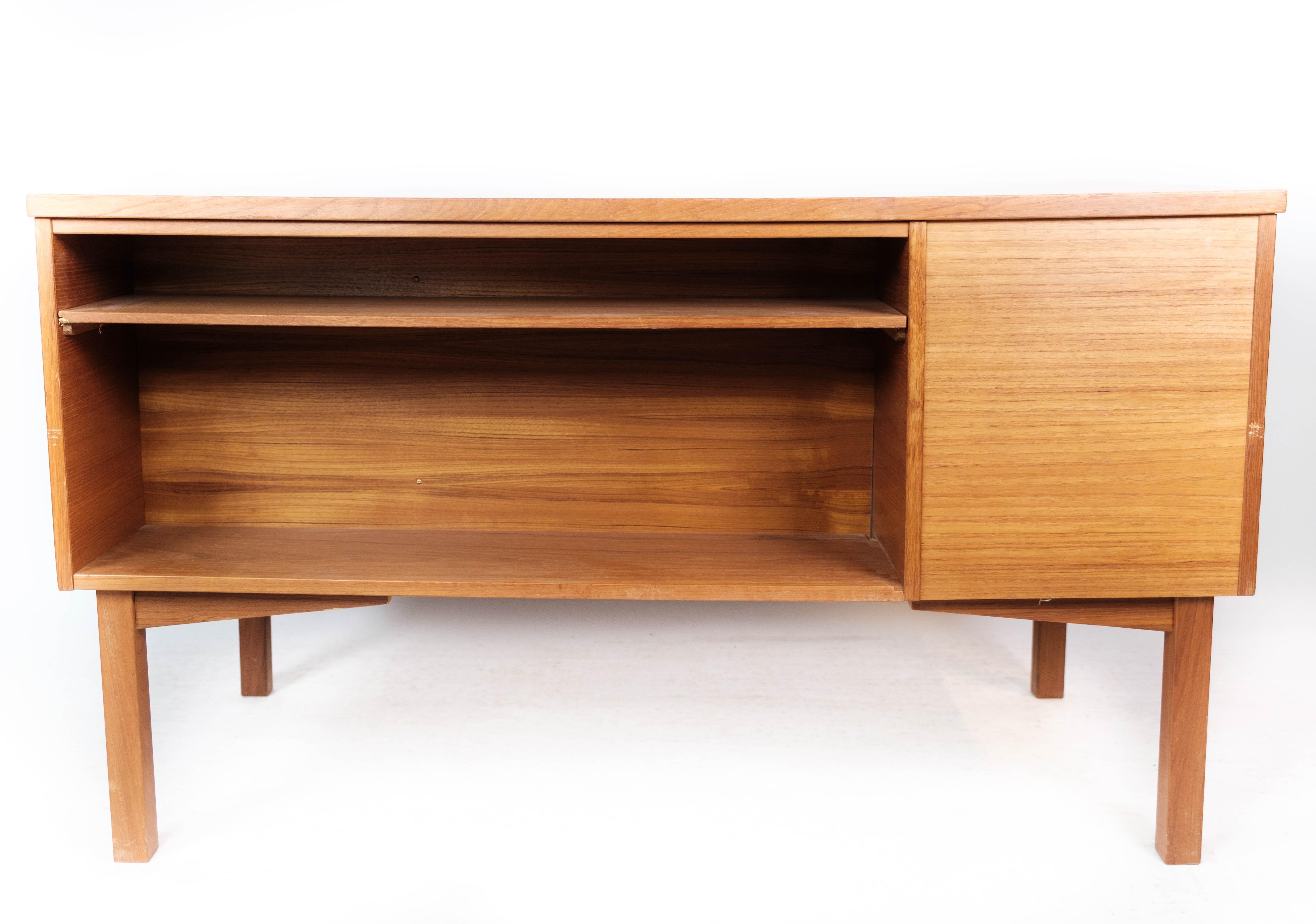 Desk Made In Teak From 1960s For Sale 8
