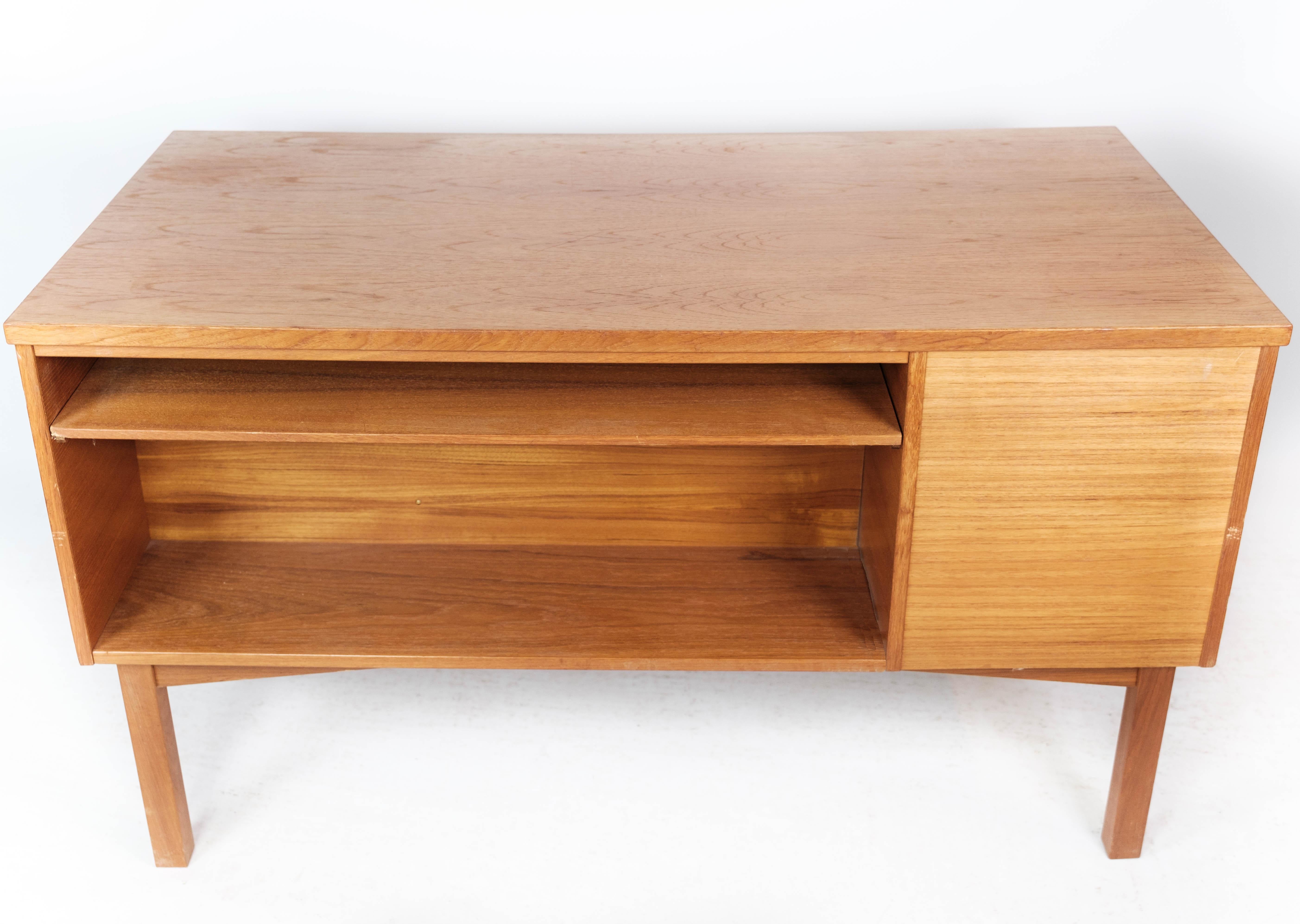 Desk Made In Teak From 1960s For Sale 9