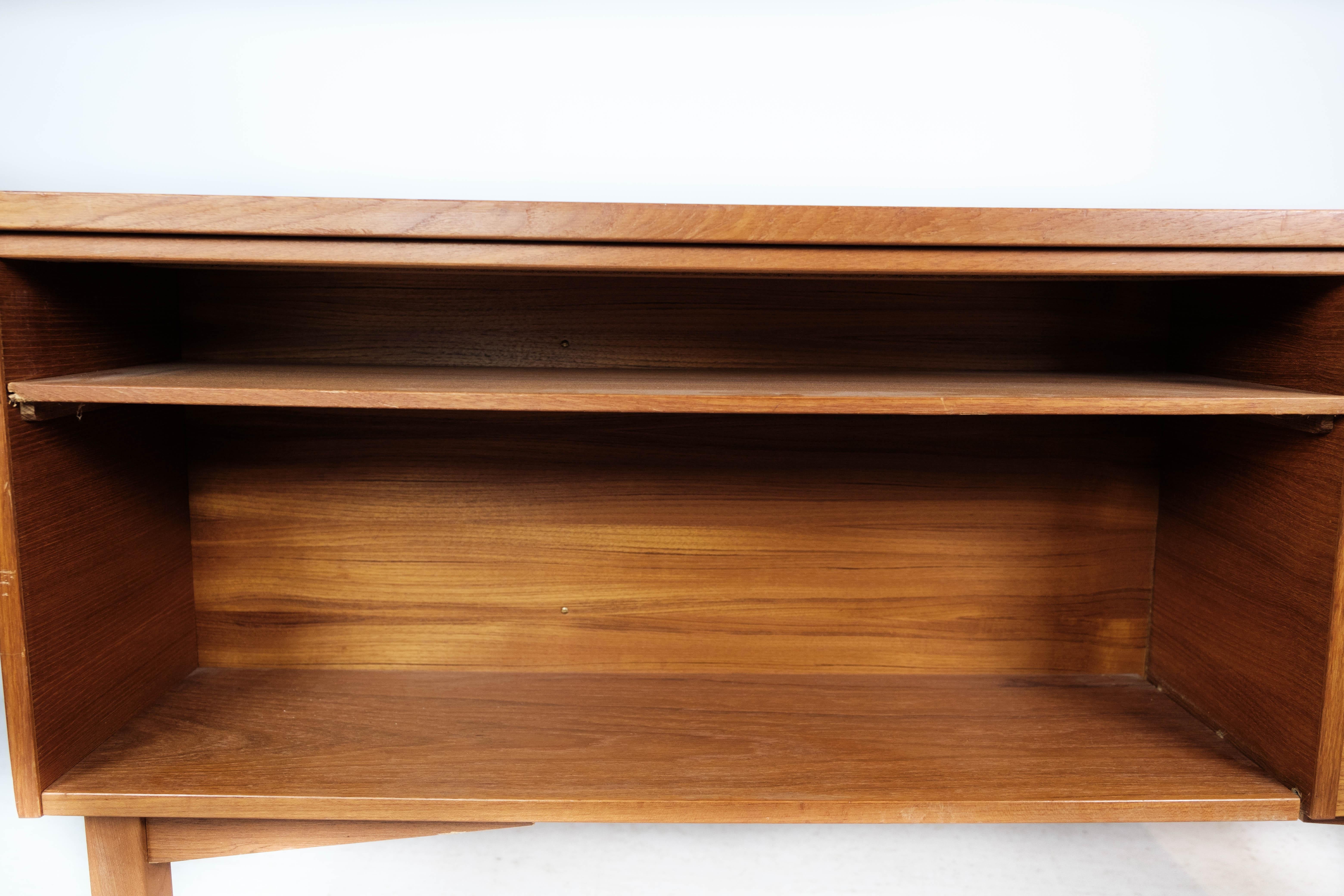 Desk Made In Teak From 1960s For Sale 10