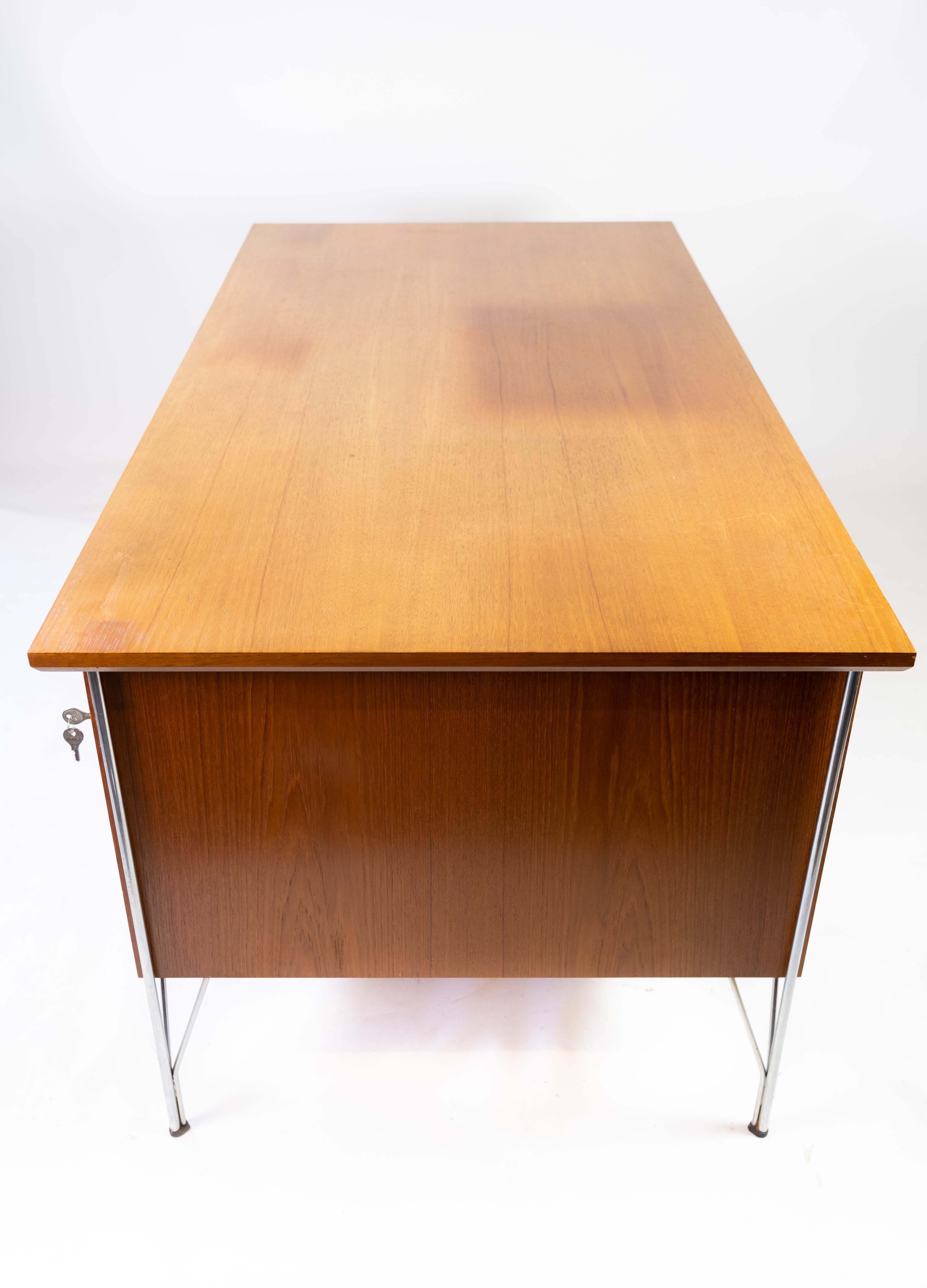 Desk in Teak of Danish Design from the 1970s For Sale 3