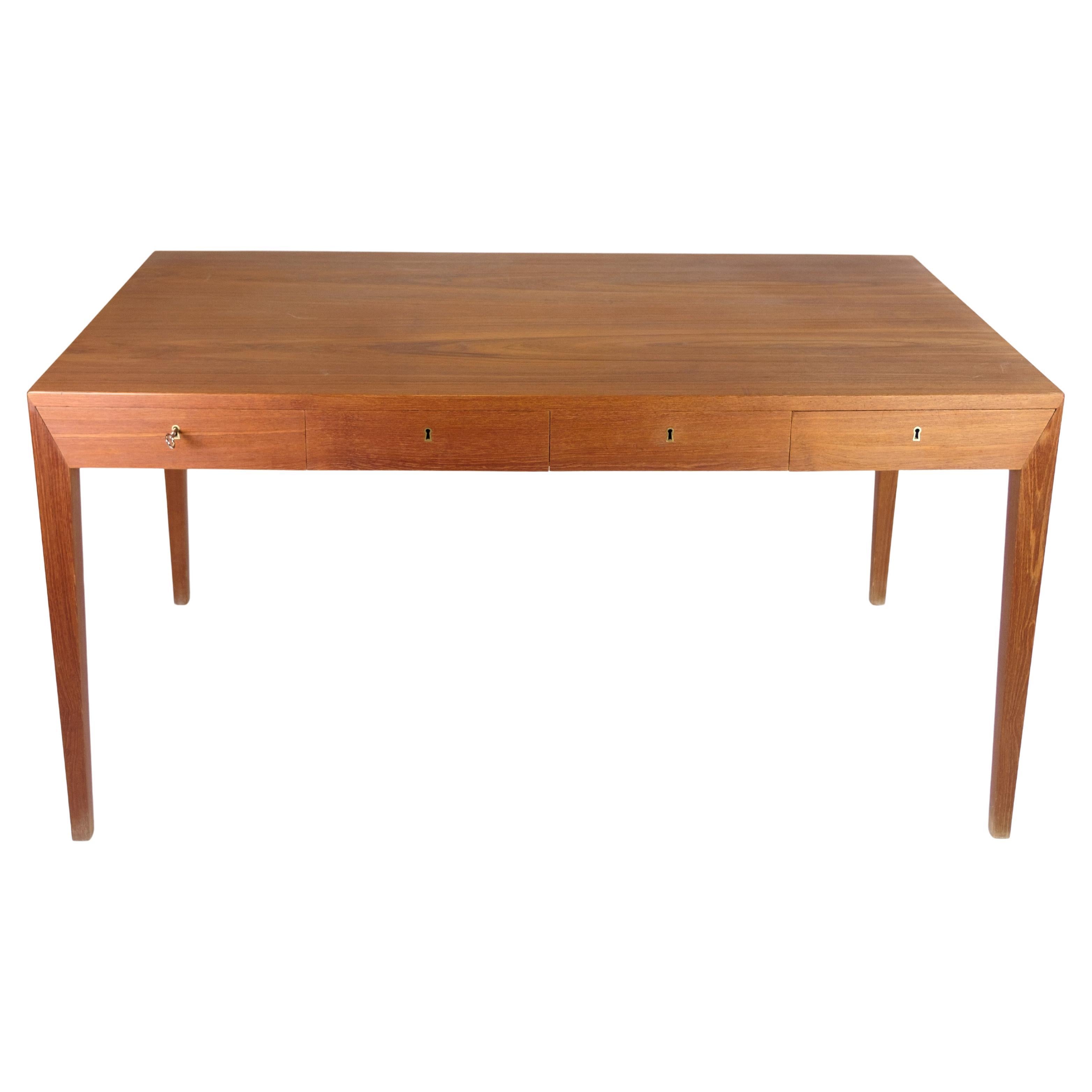 Escritorio de madera de teca de Severin Hansen fabricado por la Fábrica de Muebles Haslev en los años 60