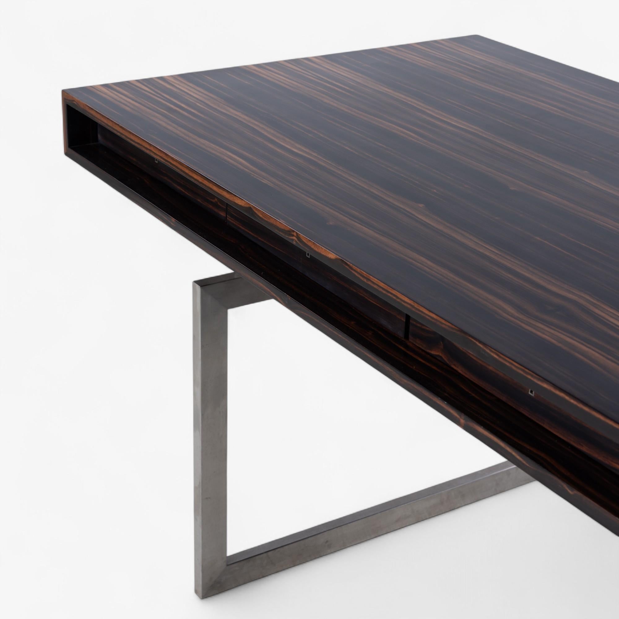 20th Century Desk in walnut designed by Bodil Kjaer For Sale