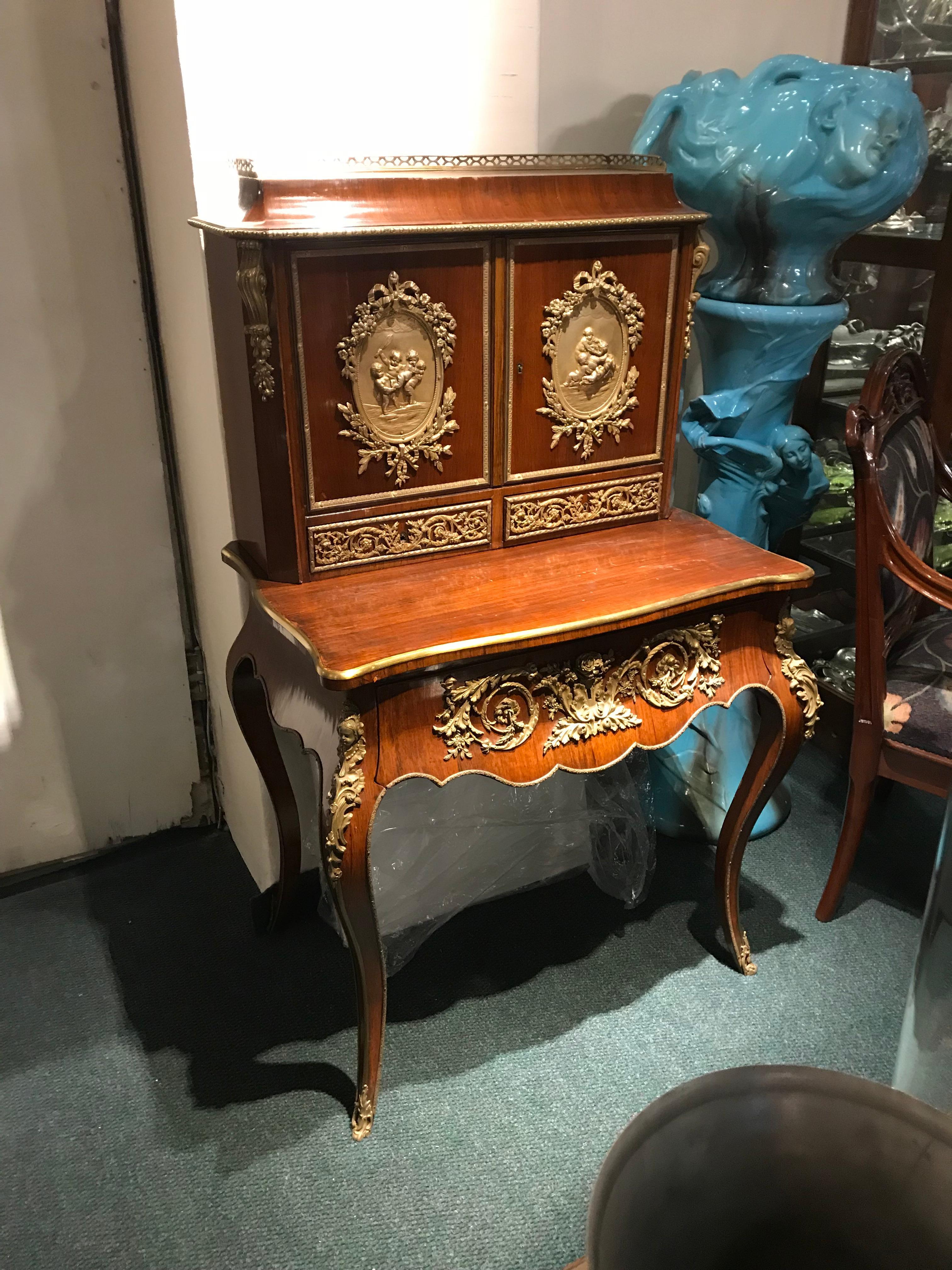 Desk in Wood, 1900, Made in France For Sale 5