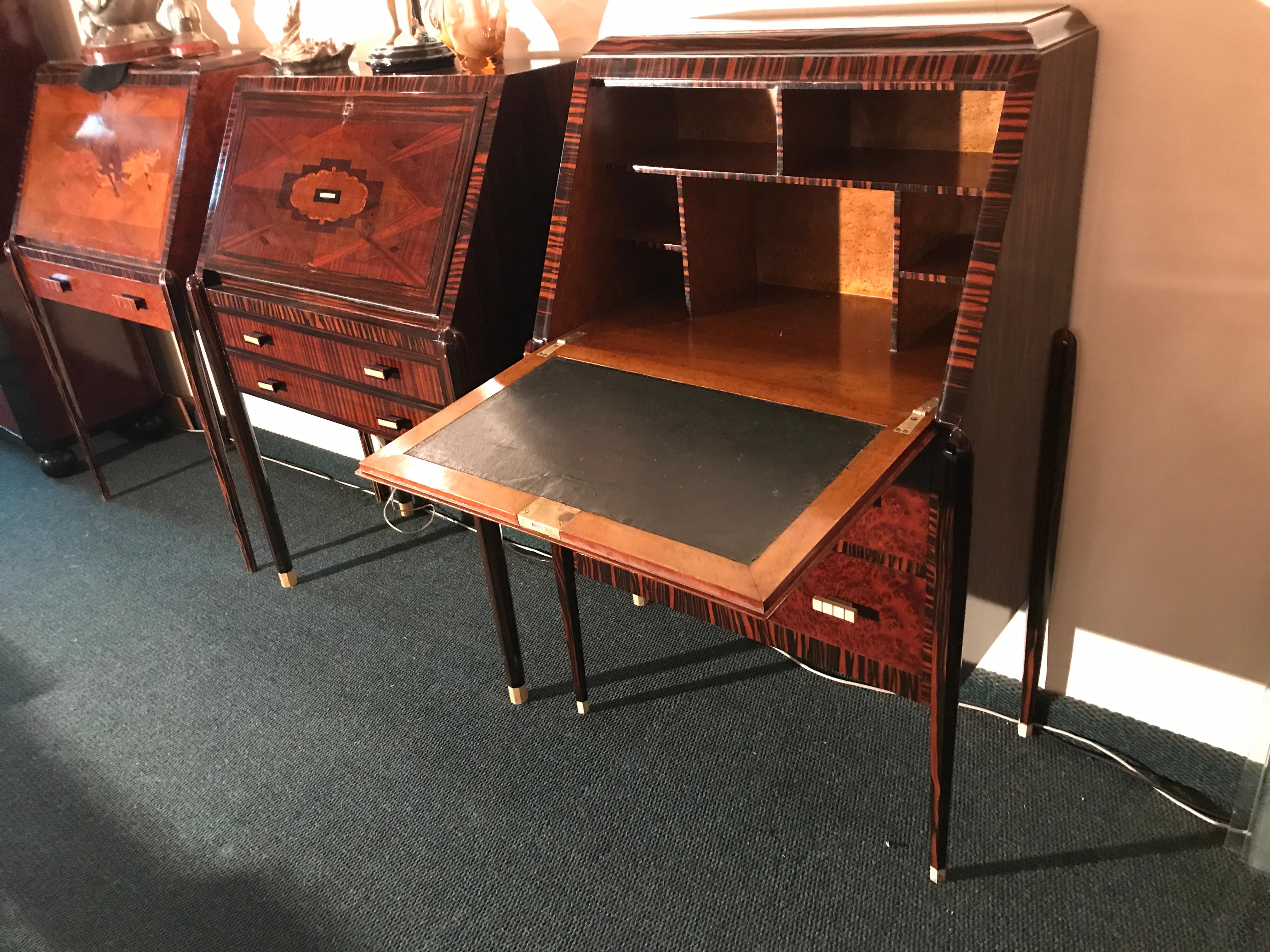 Desk in Wood, 1920, Made in France For Sale 4