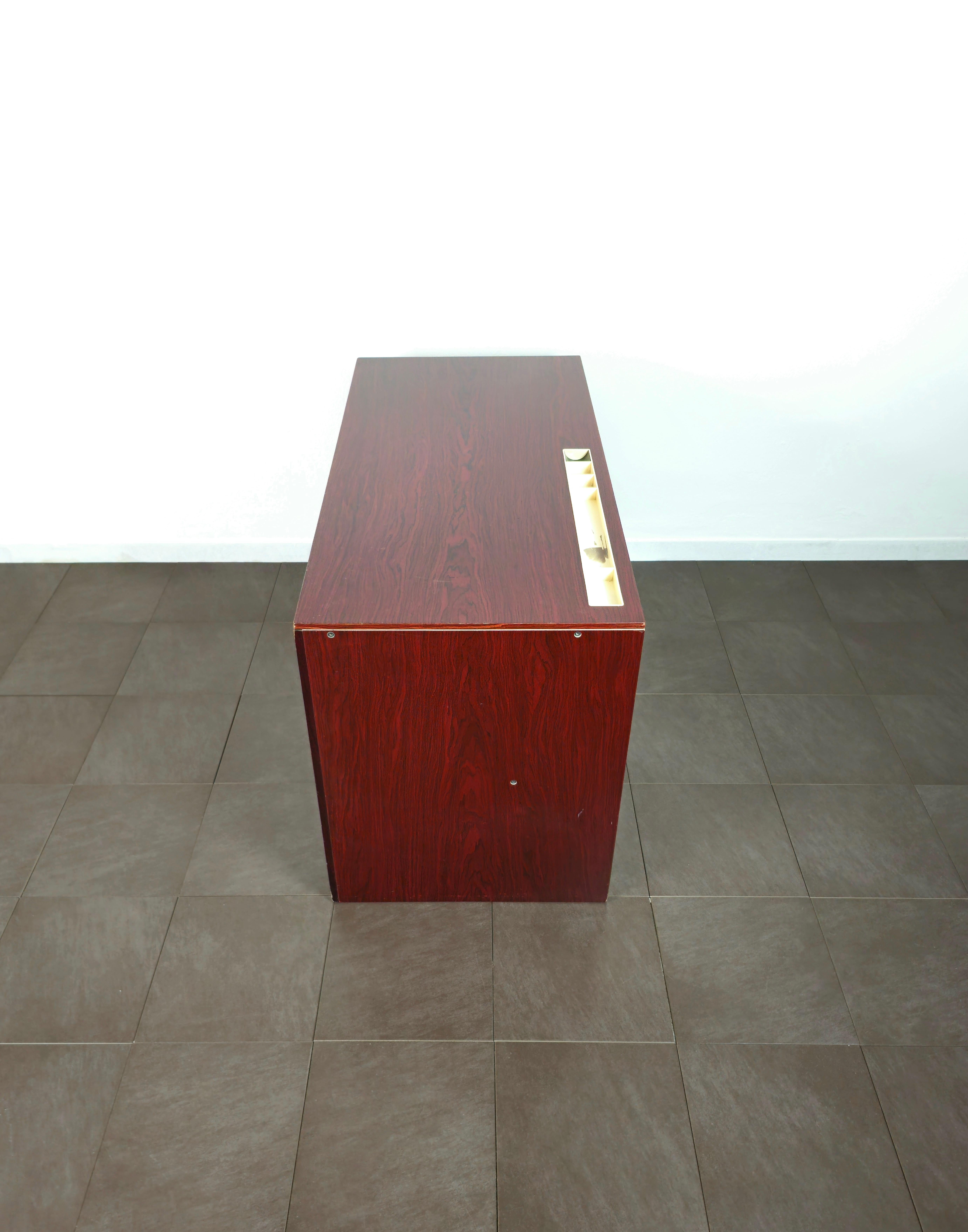 Desk in Wood Italy 1970s Mid-Century Modern For Sale 4