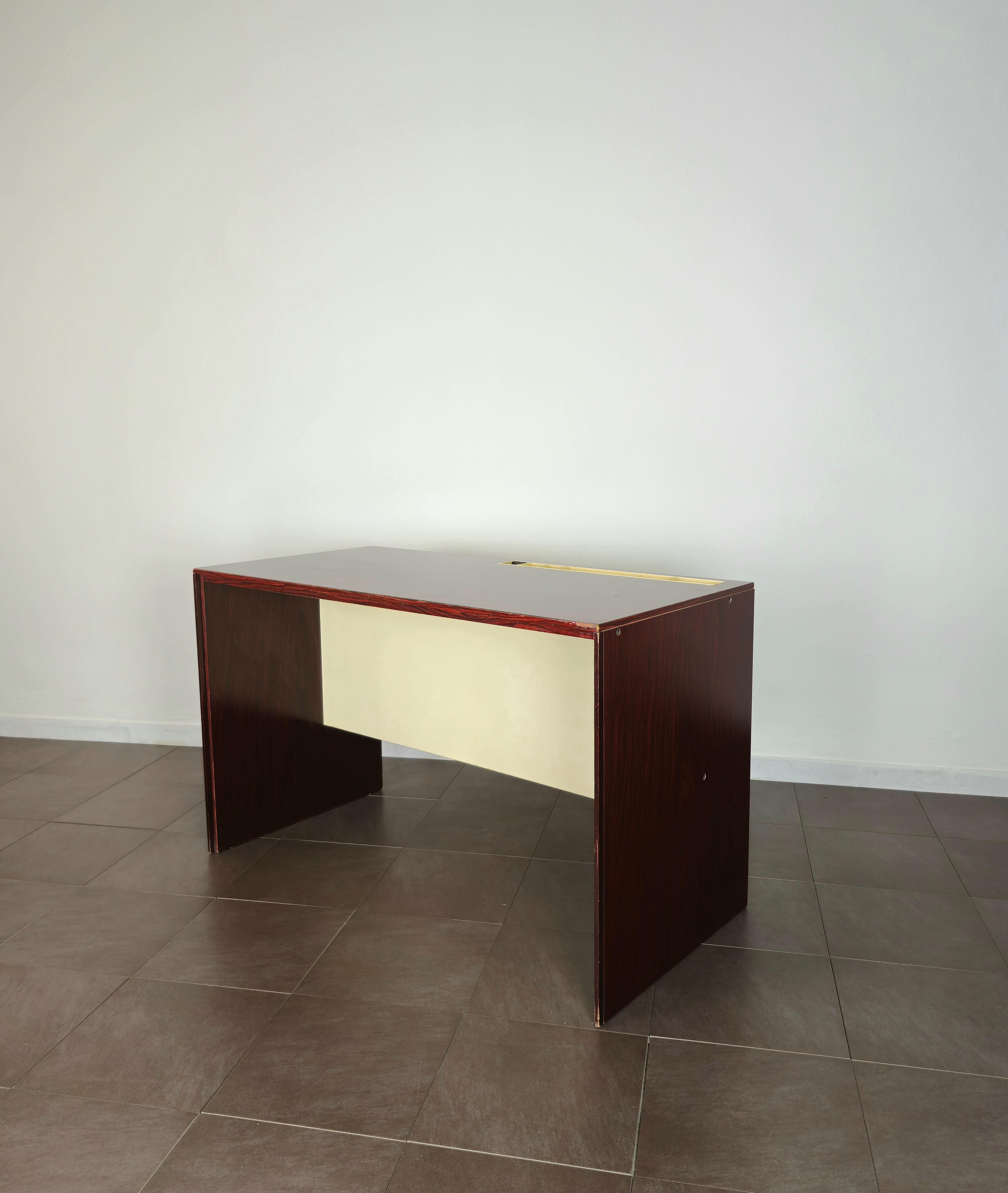 20th Century Desk in Wood Italy 1970s Mid-Century Modern For Sale