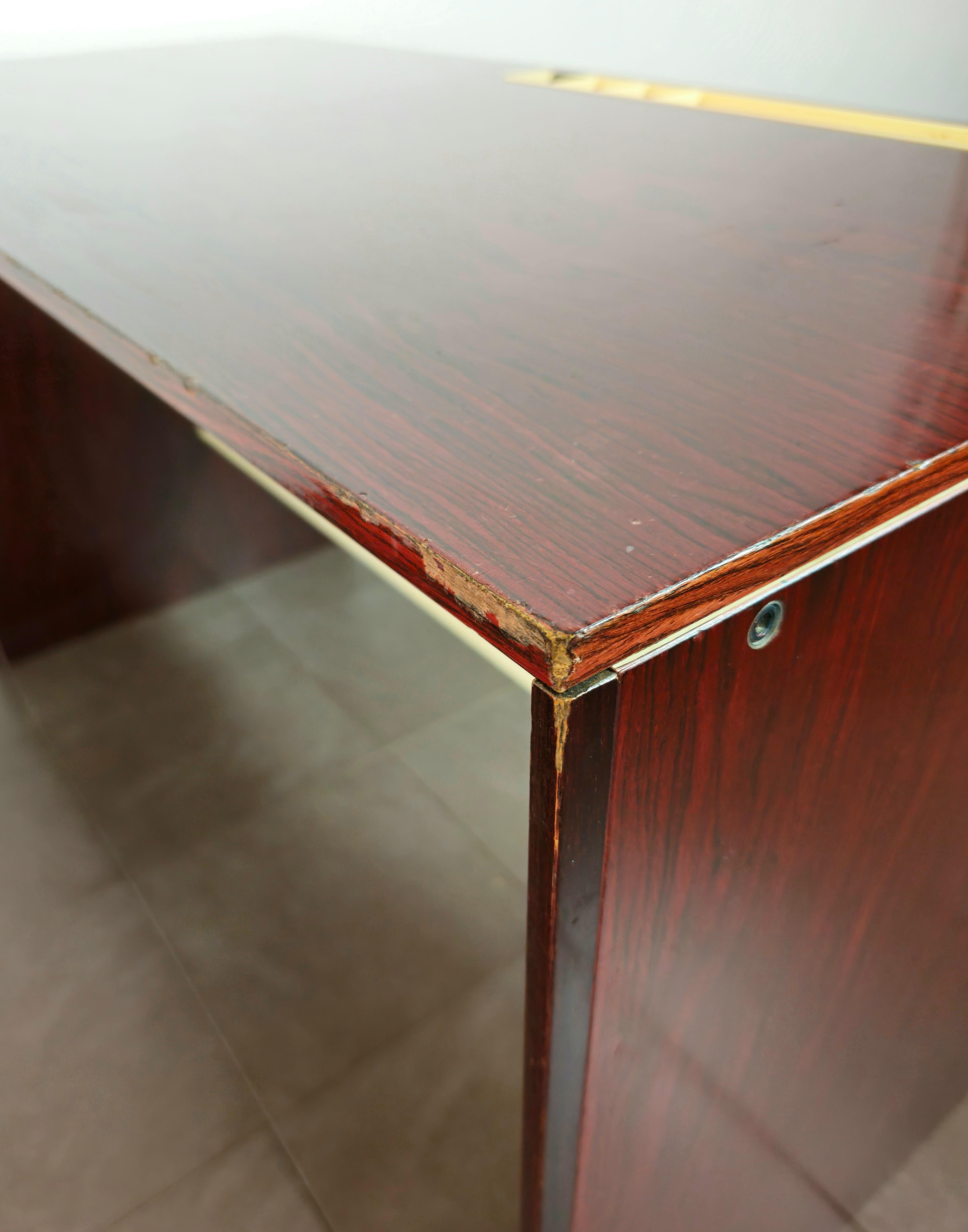 Desk in Wood Italy 1970s Mid-Century Modern For Sale 1