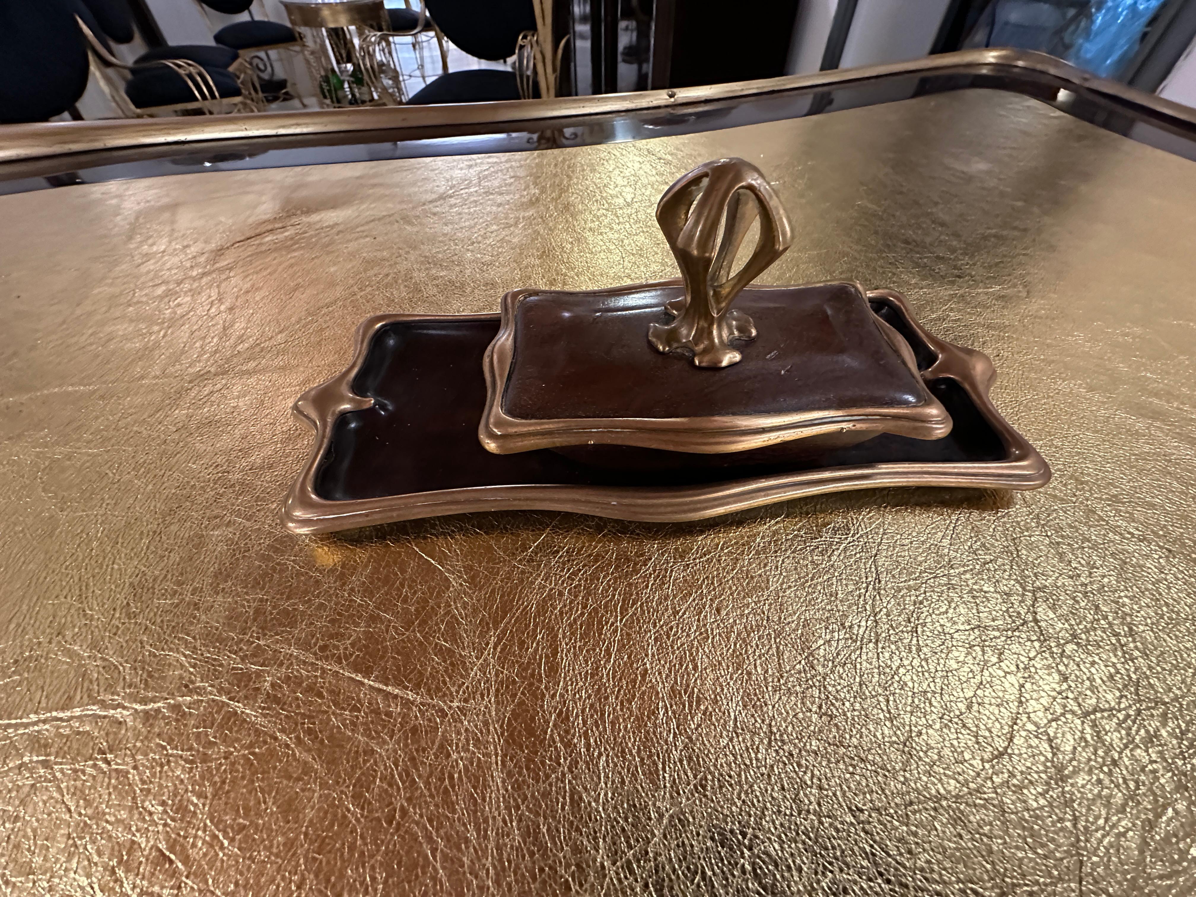 Schreibtisch Jugendstil, Liberty , Schild: G. Keller Orfevre, 22 rue Joubert im Angebot 1
